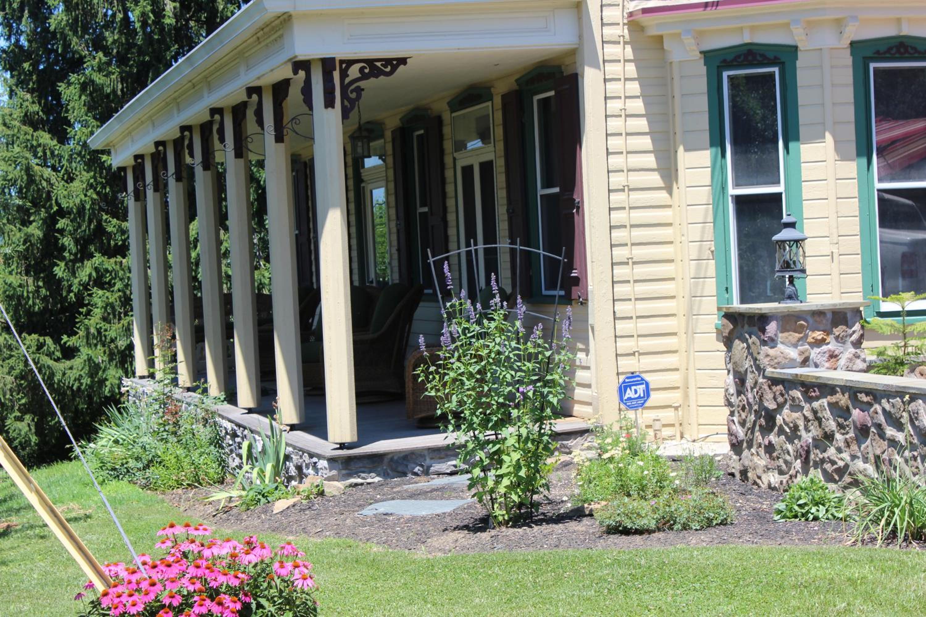 Carriage Stop Bed & Breakfast