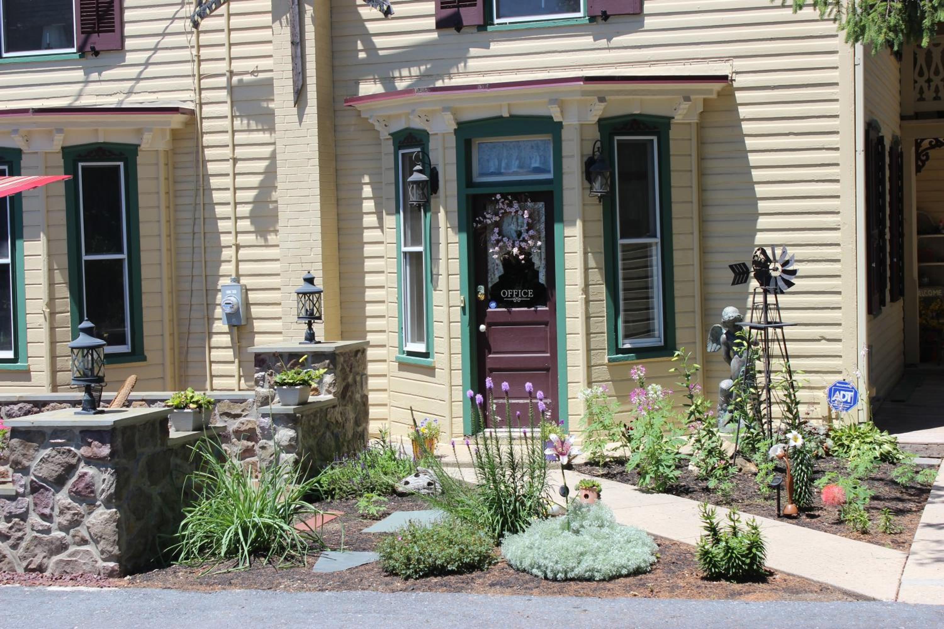 Carriage Stop Bed & Breakfast