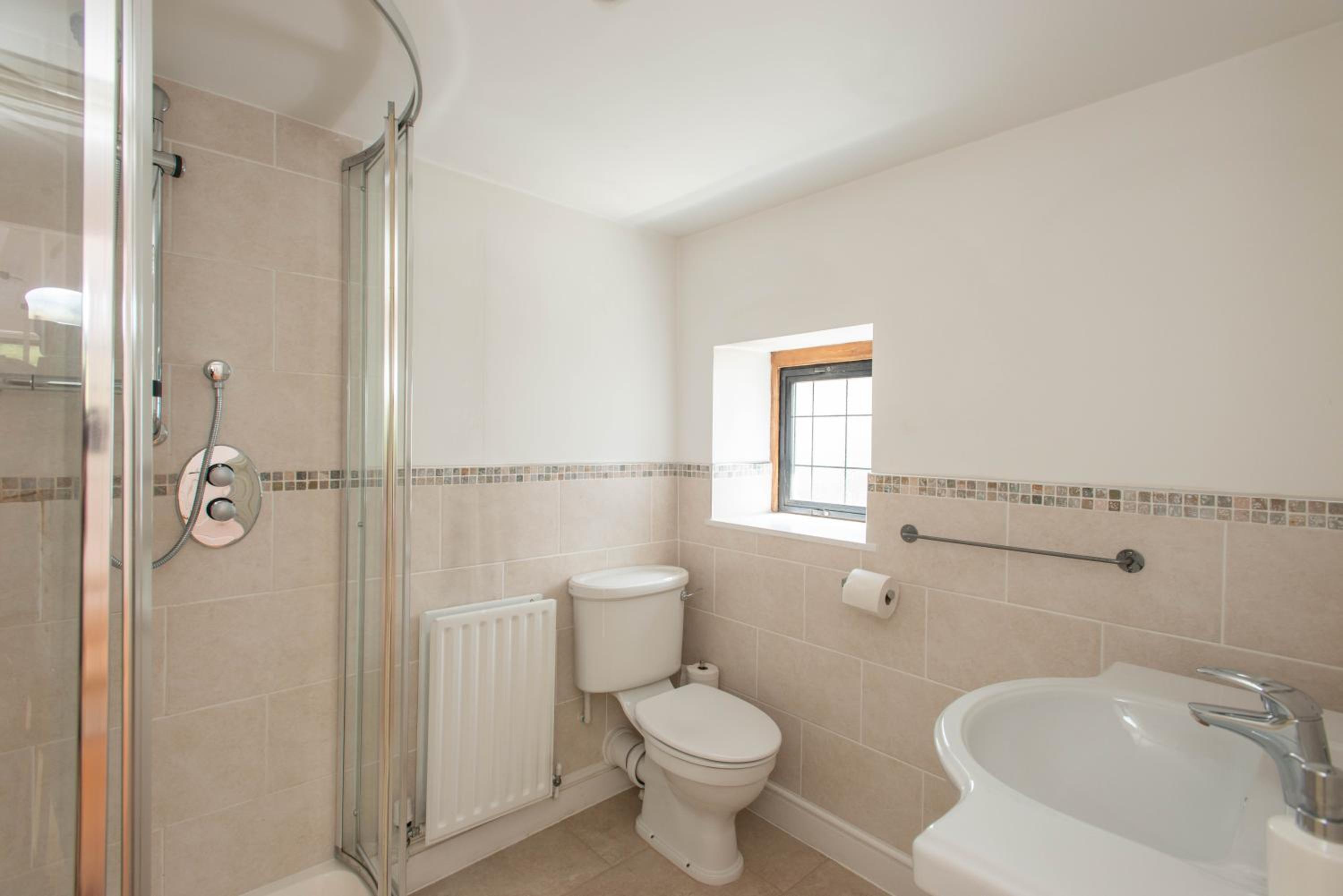 83 Downs Hill, photo 13