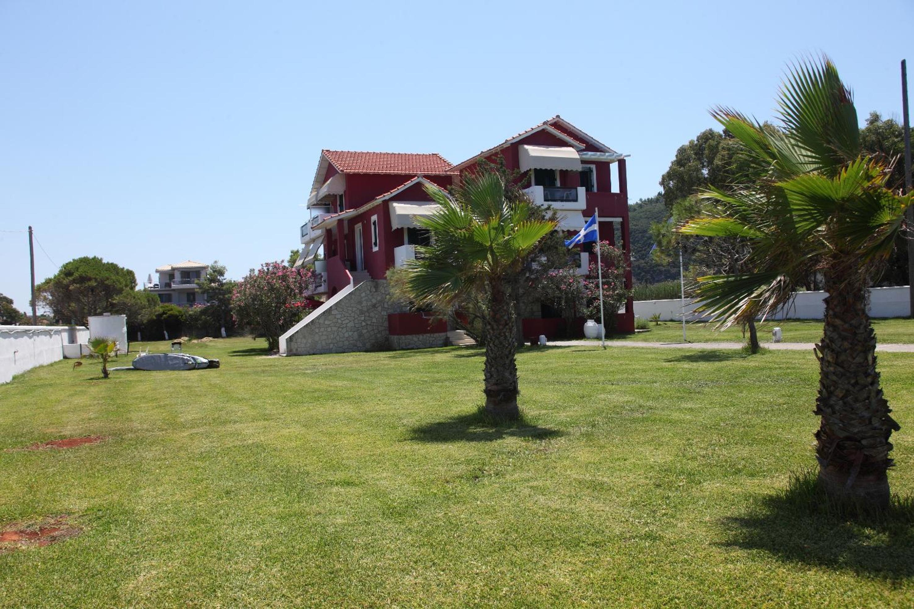 Photo 16