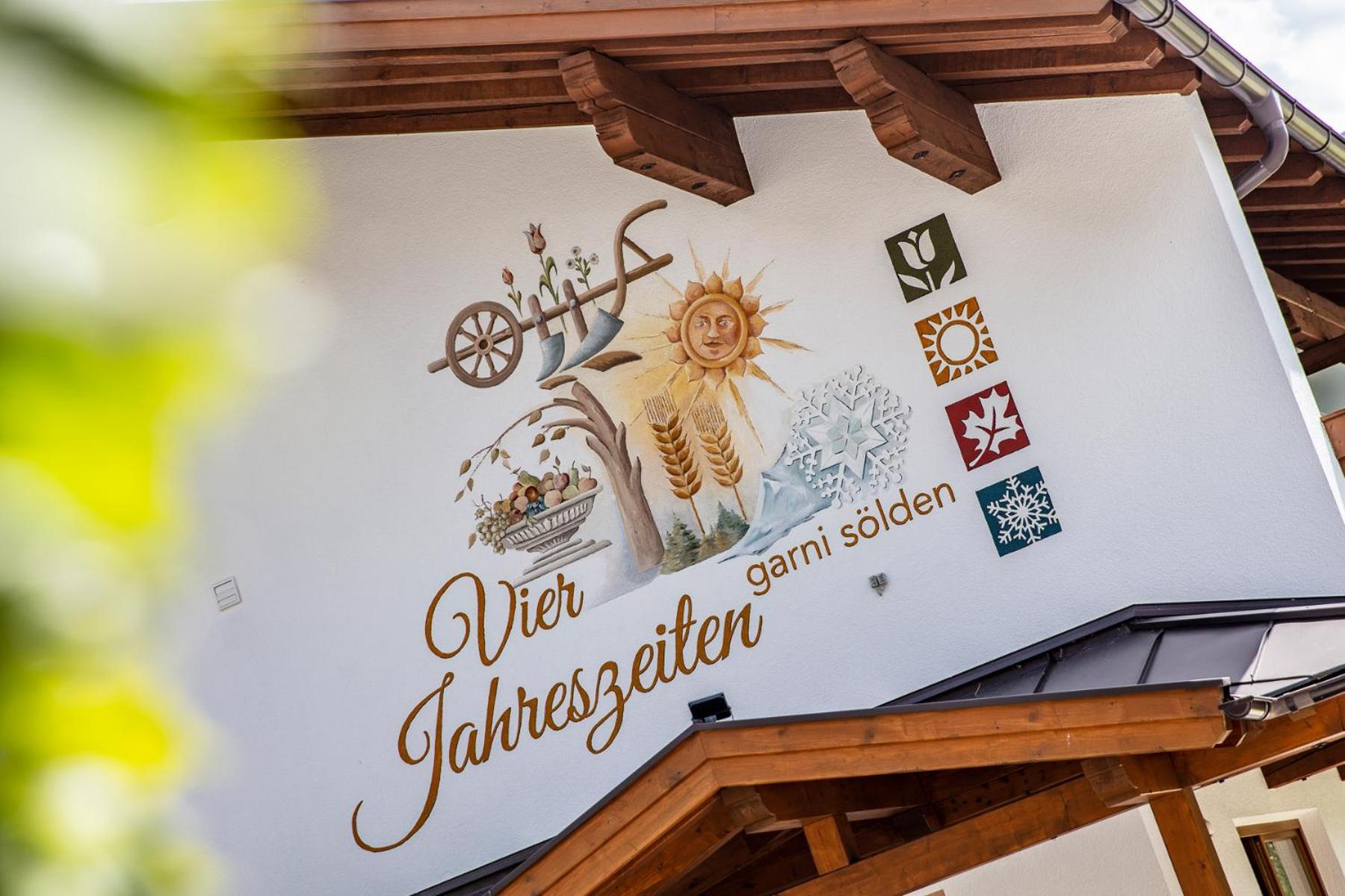 Garni Vierjahreszeiten