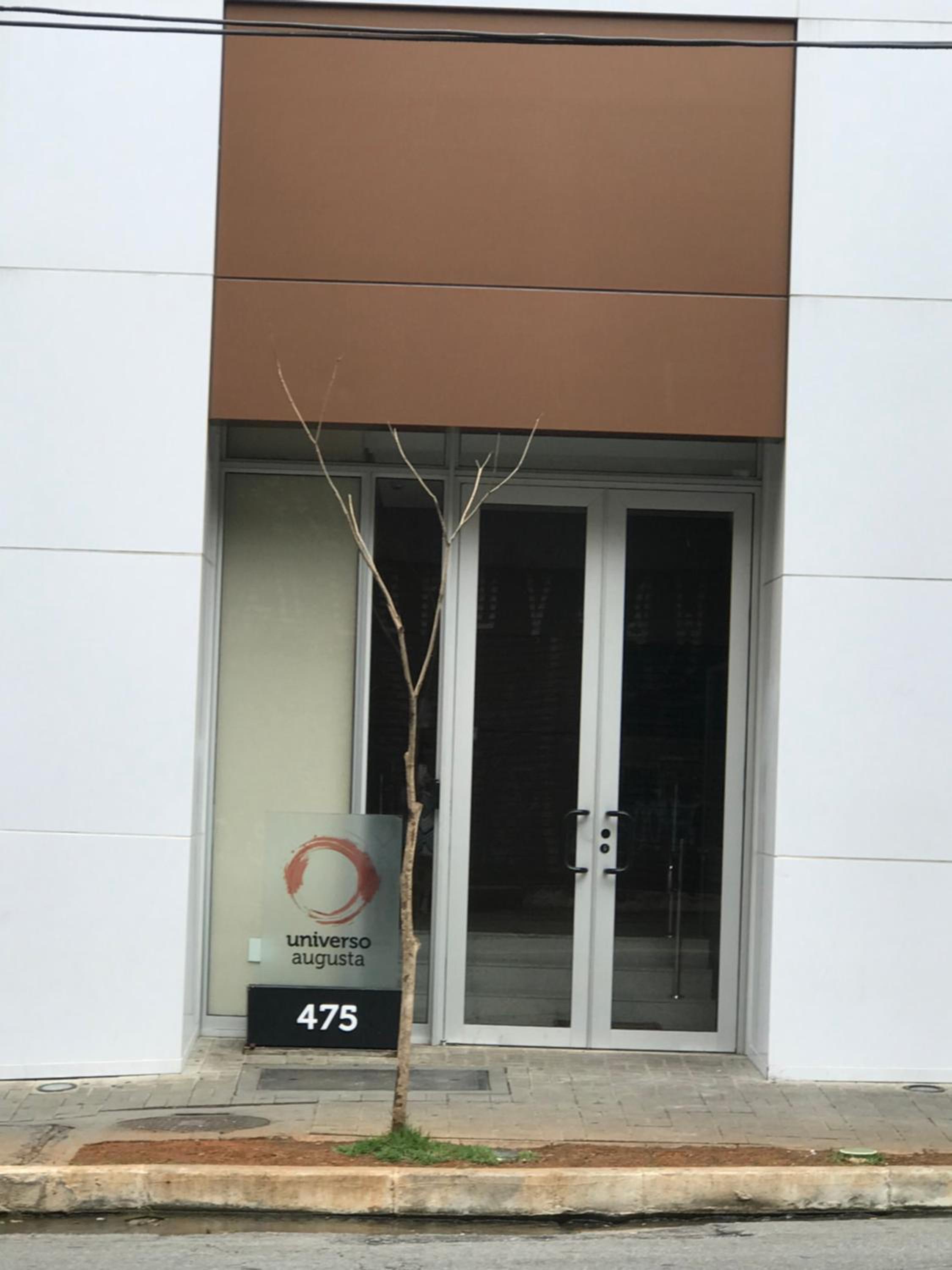 Studio Augusta view 2