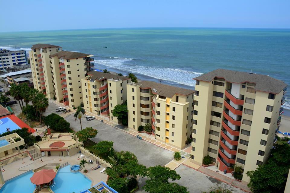 Hotel Playa Almendro Resort