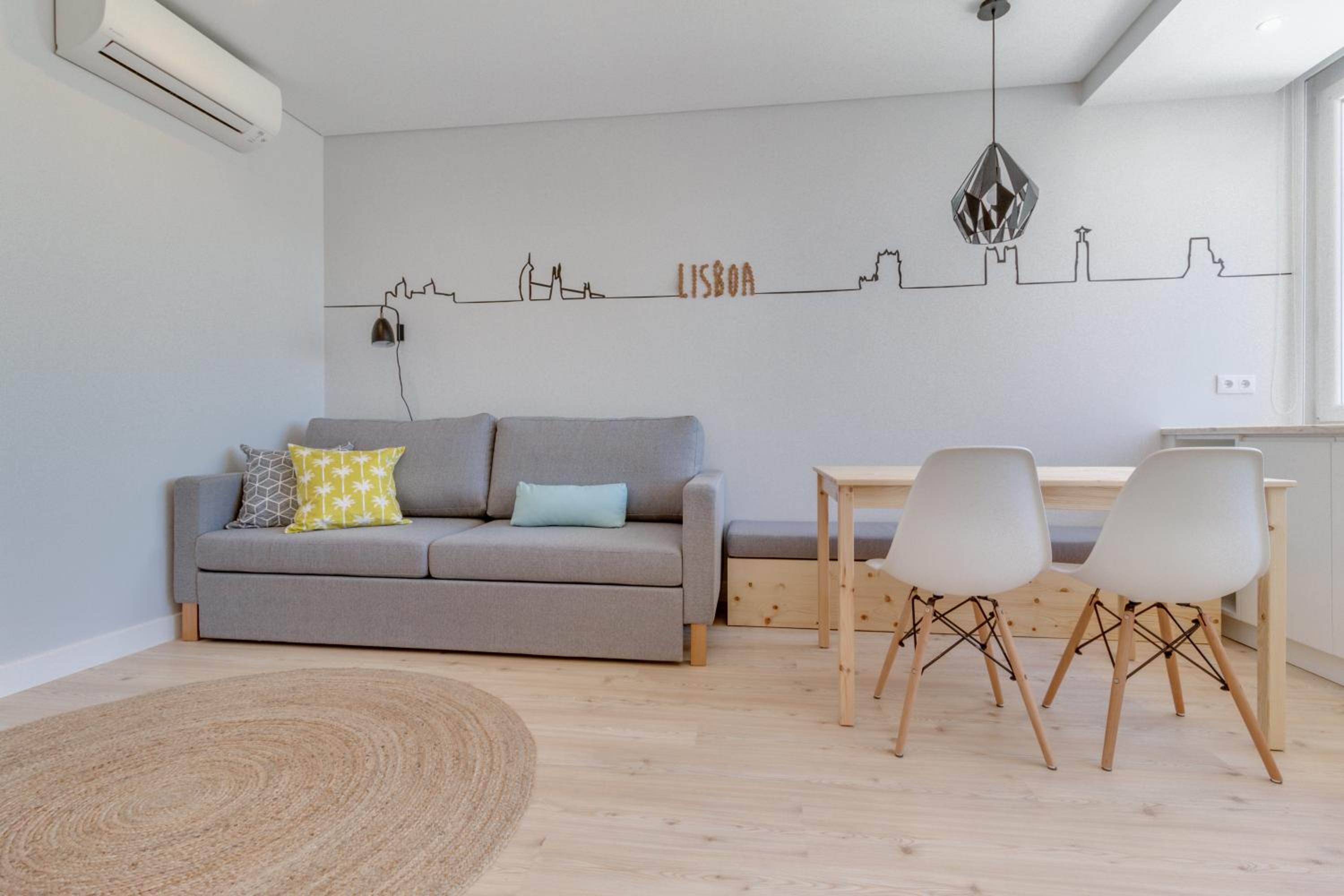 Lisbon Alegria Apartment view 4