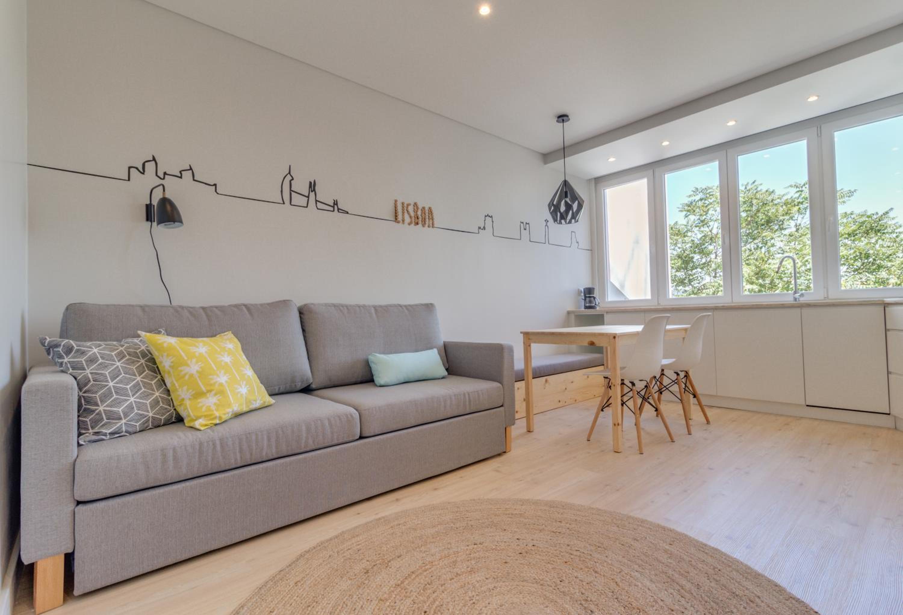 Lisbon Alegria Apartment view 2