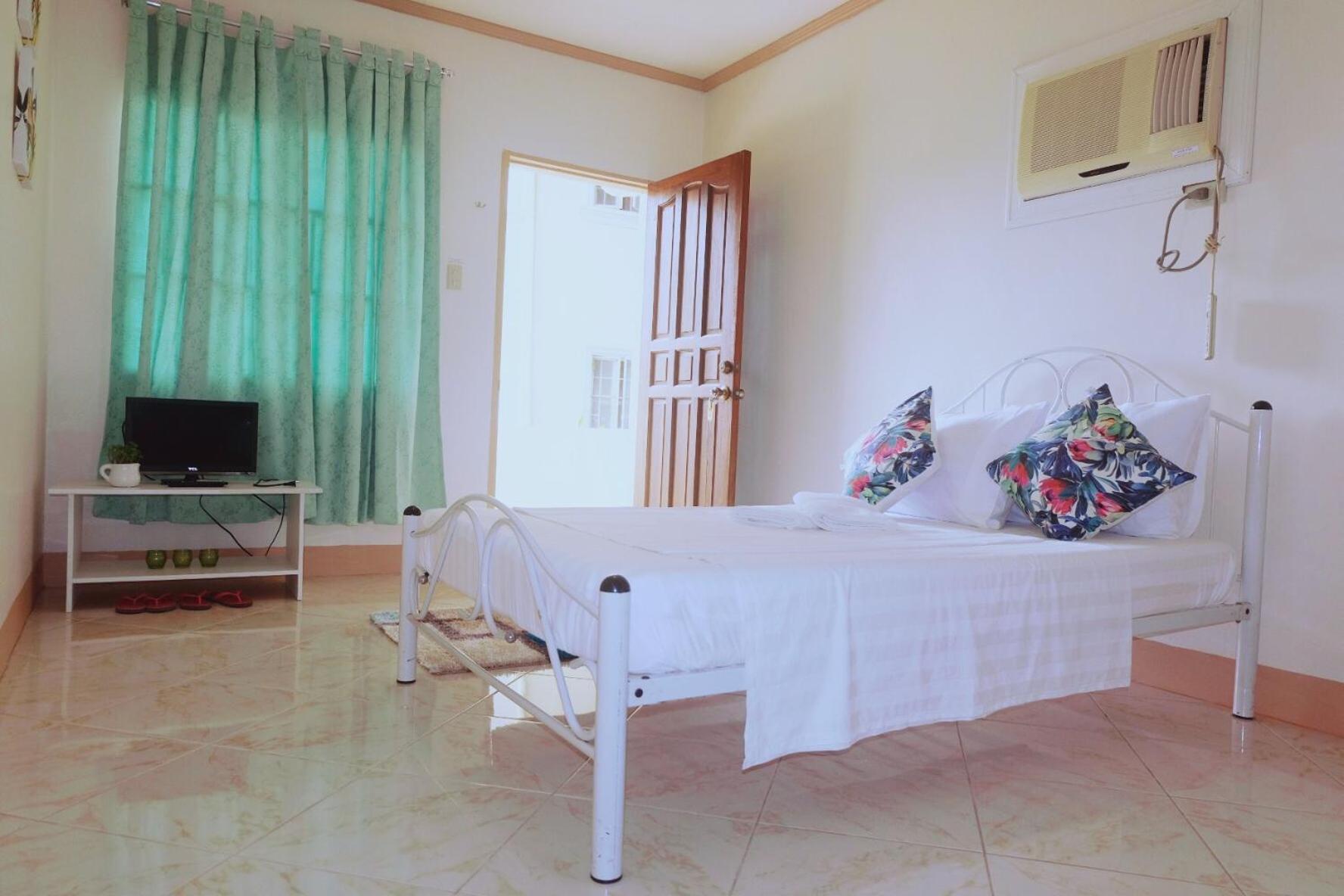 RQS Hostel, photo 56