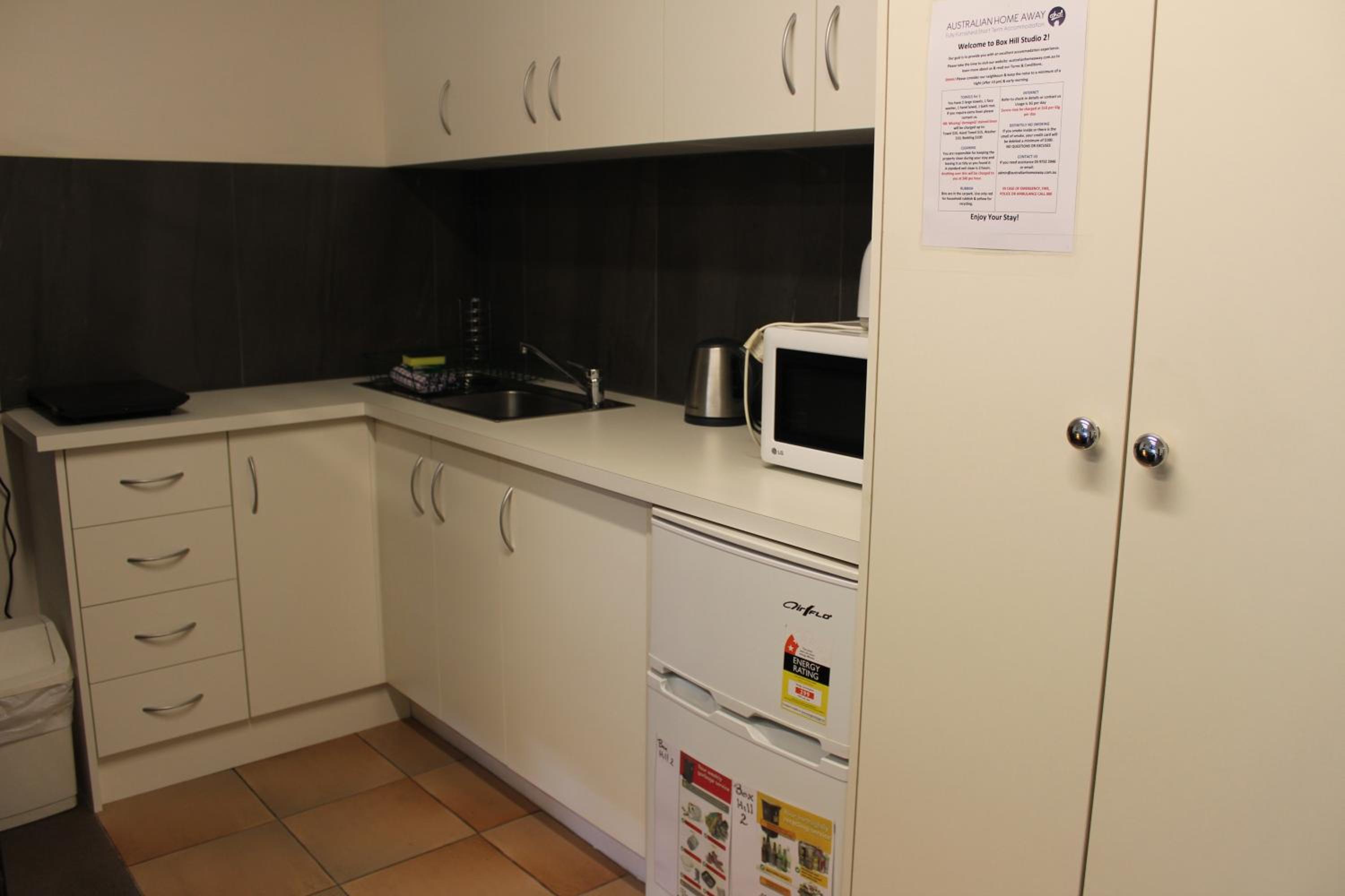 Photo 18
