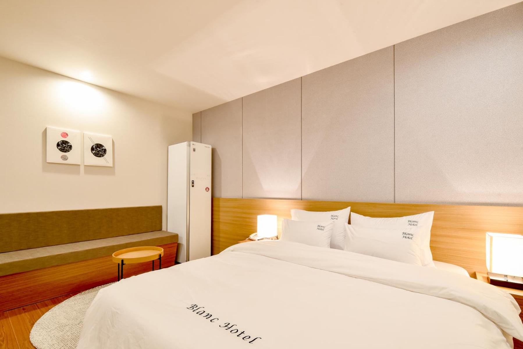 Blanc Business Hotel