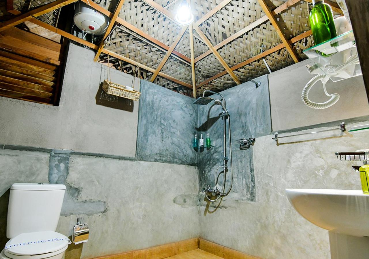 Thotupola Residence