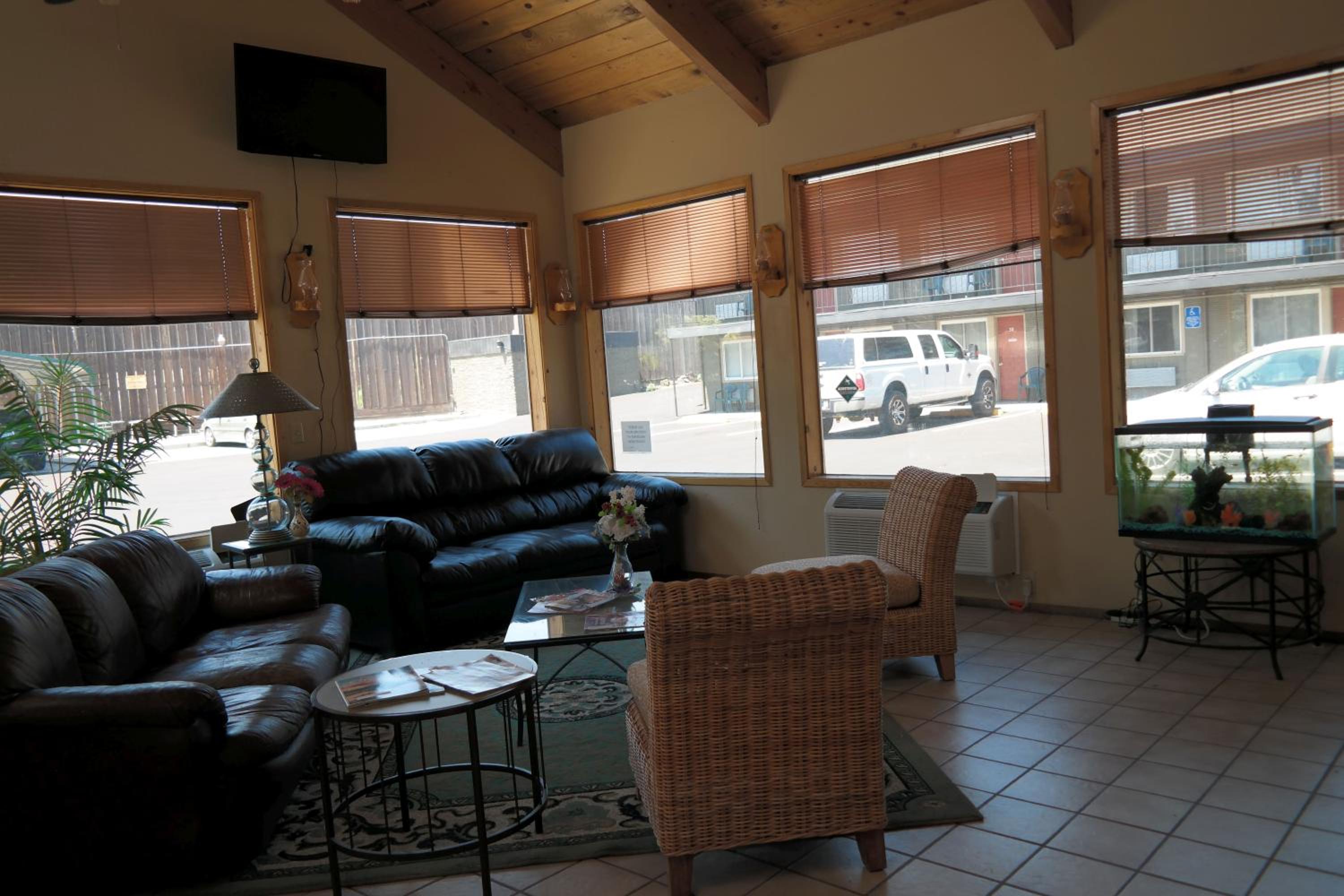 River Park Inn