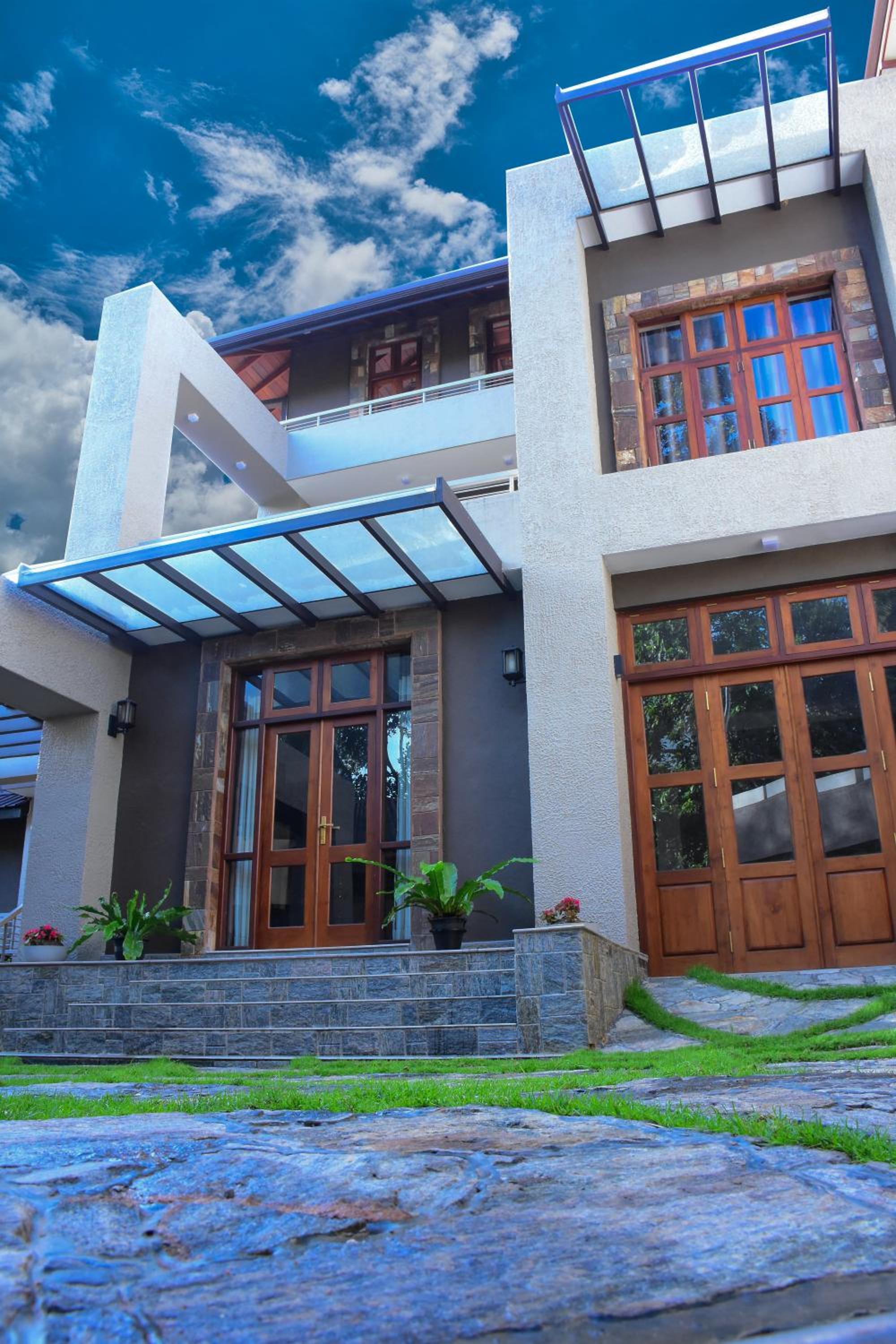 Hotel Hill Roost - Image 1