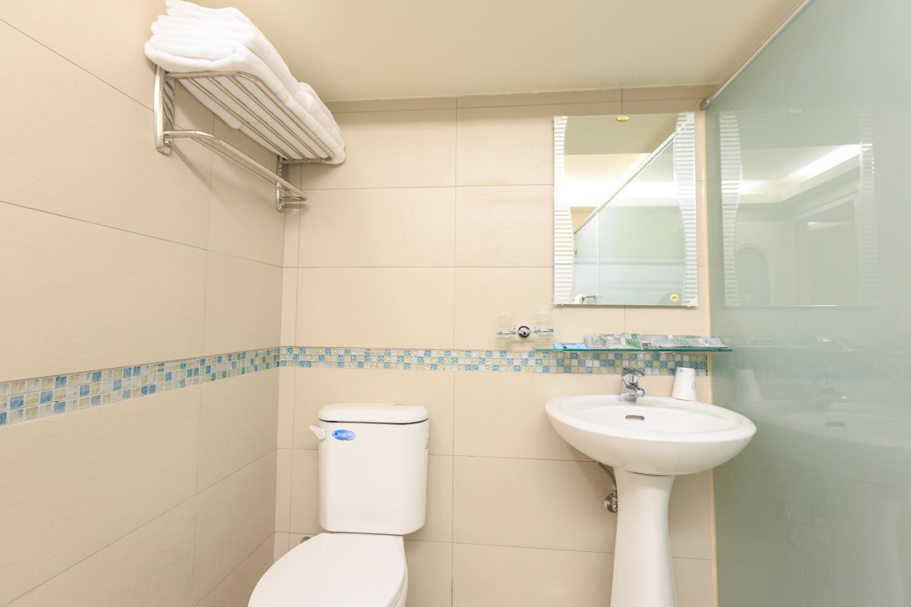 Travelyoung Hotel