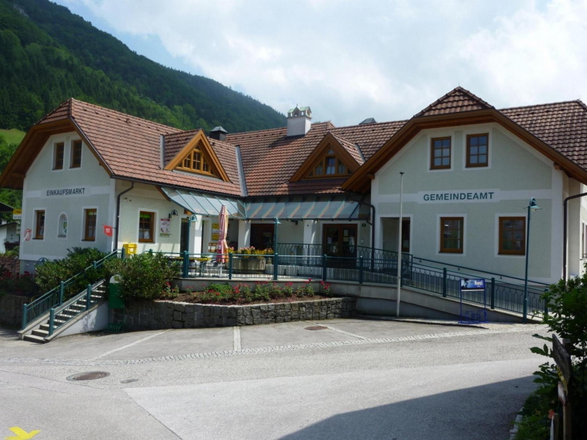 Photo 43