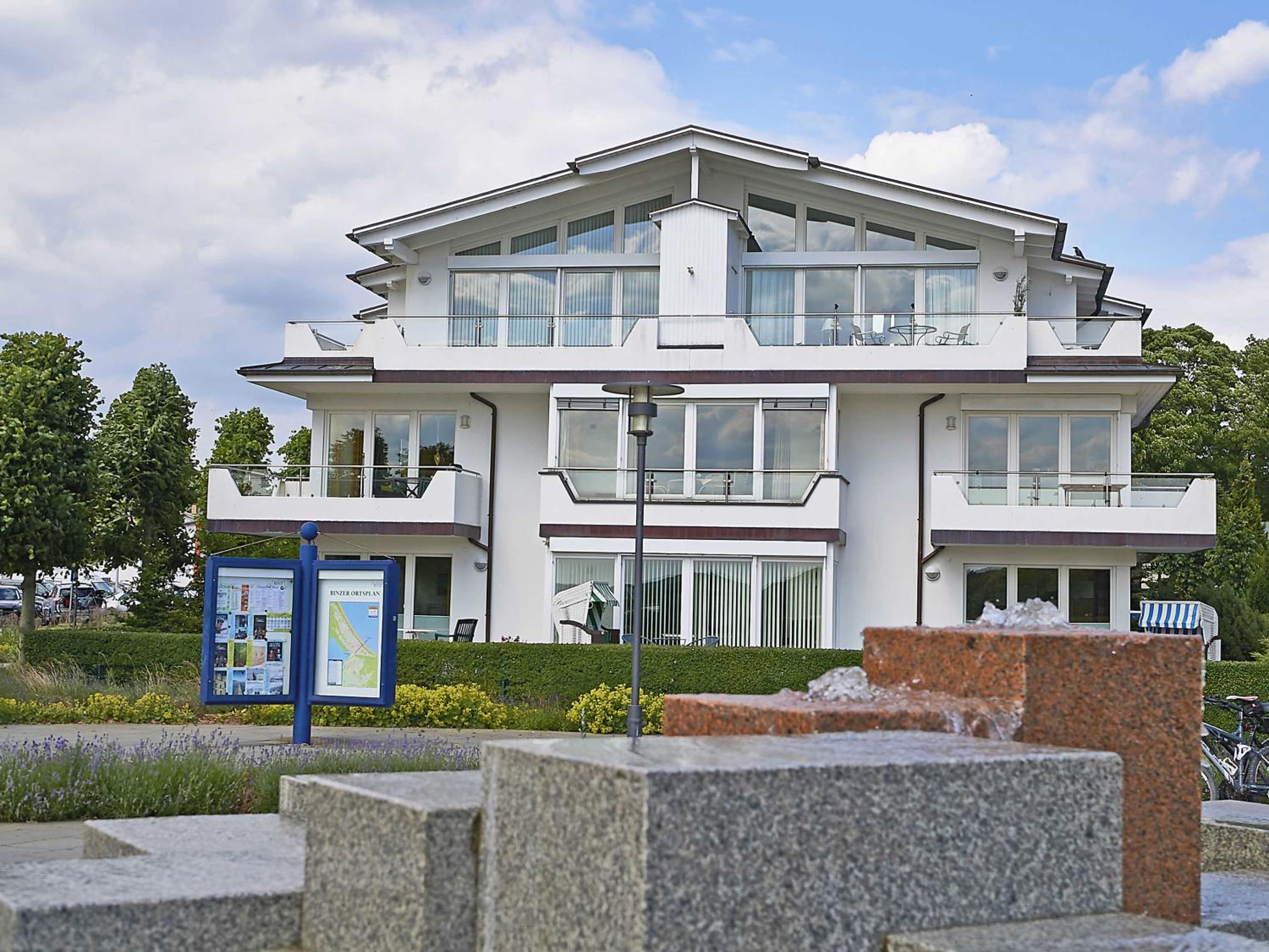 Villa Schwan F654 WG 17 "Sonnengruß" view 2