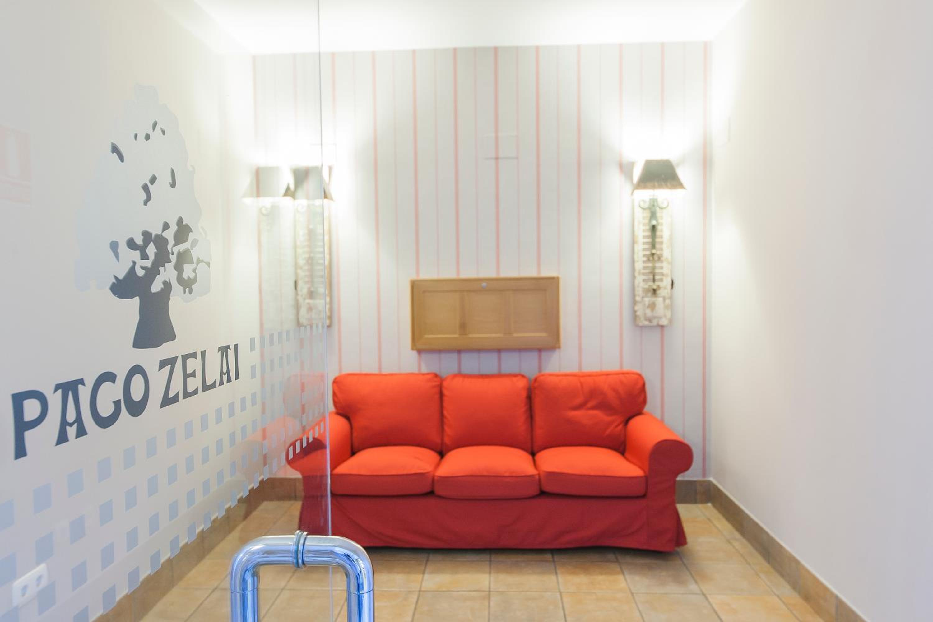 Hostal Pagozelai