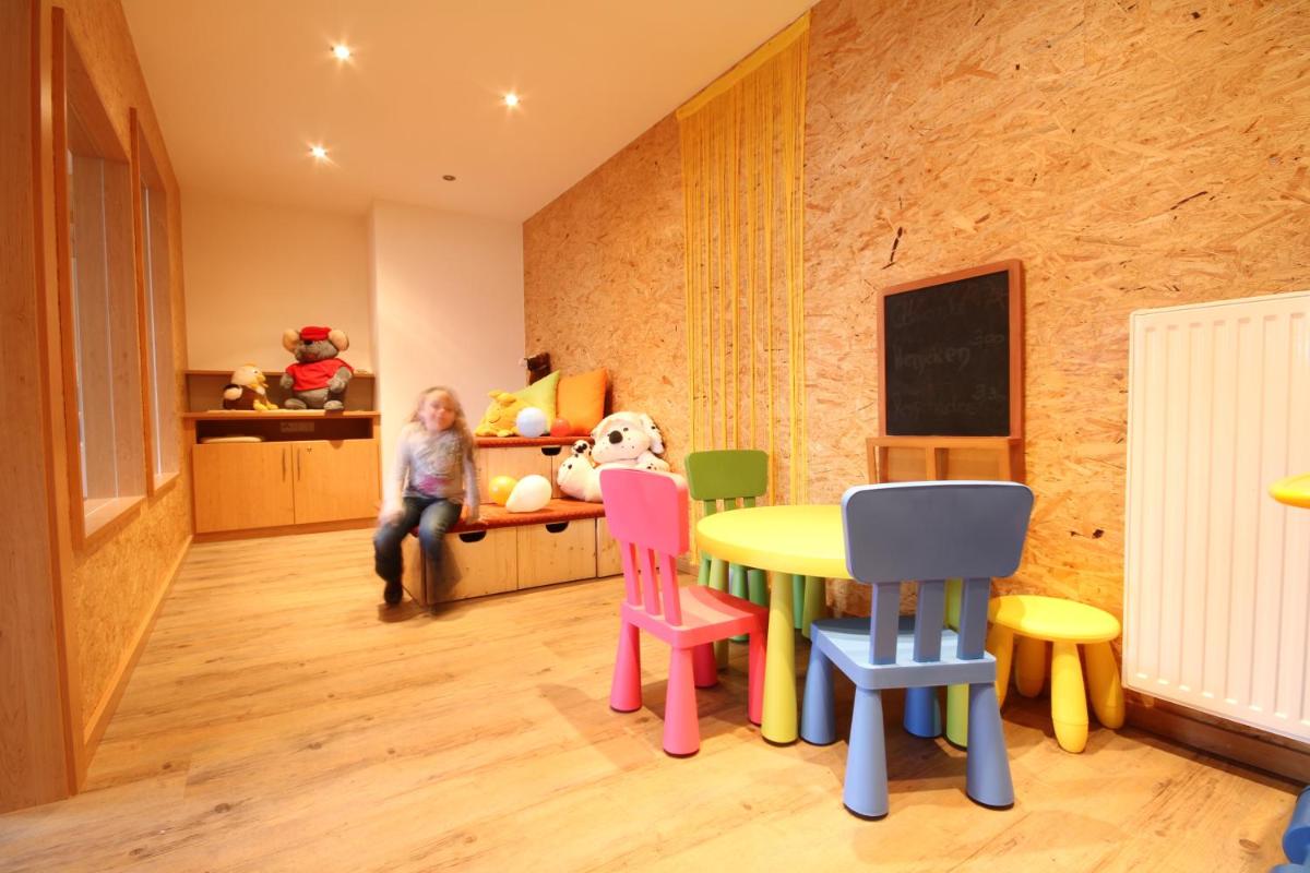children's play area
