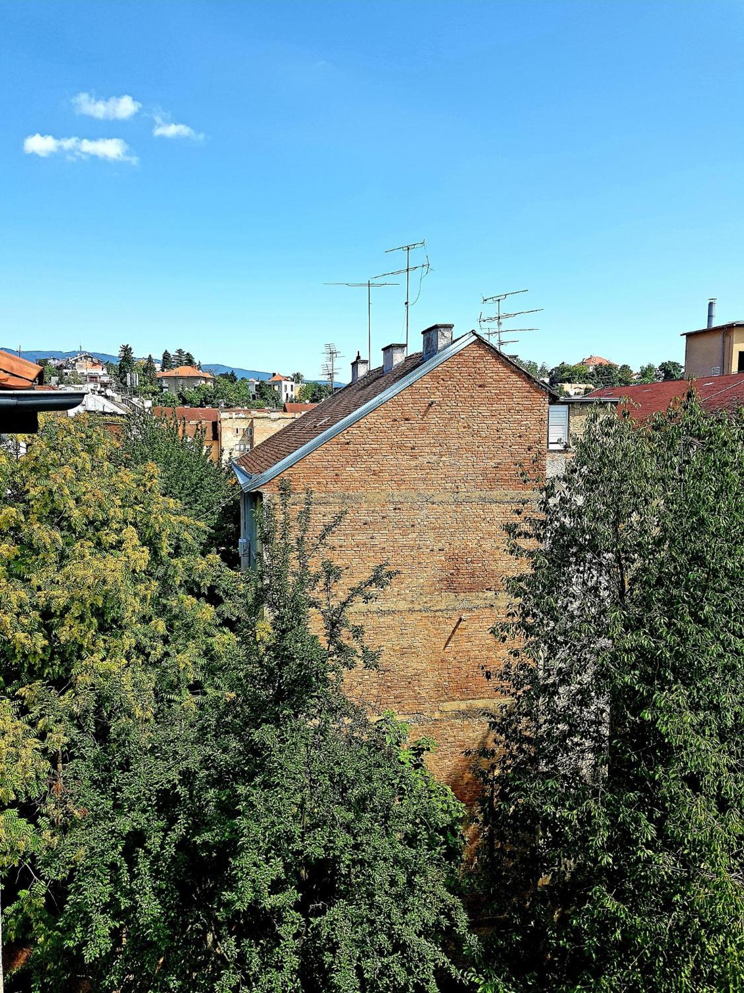 Simons Apartment view 3