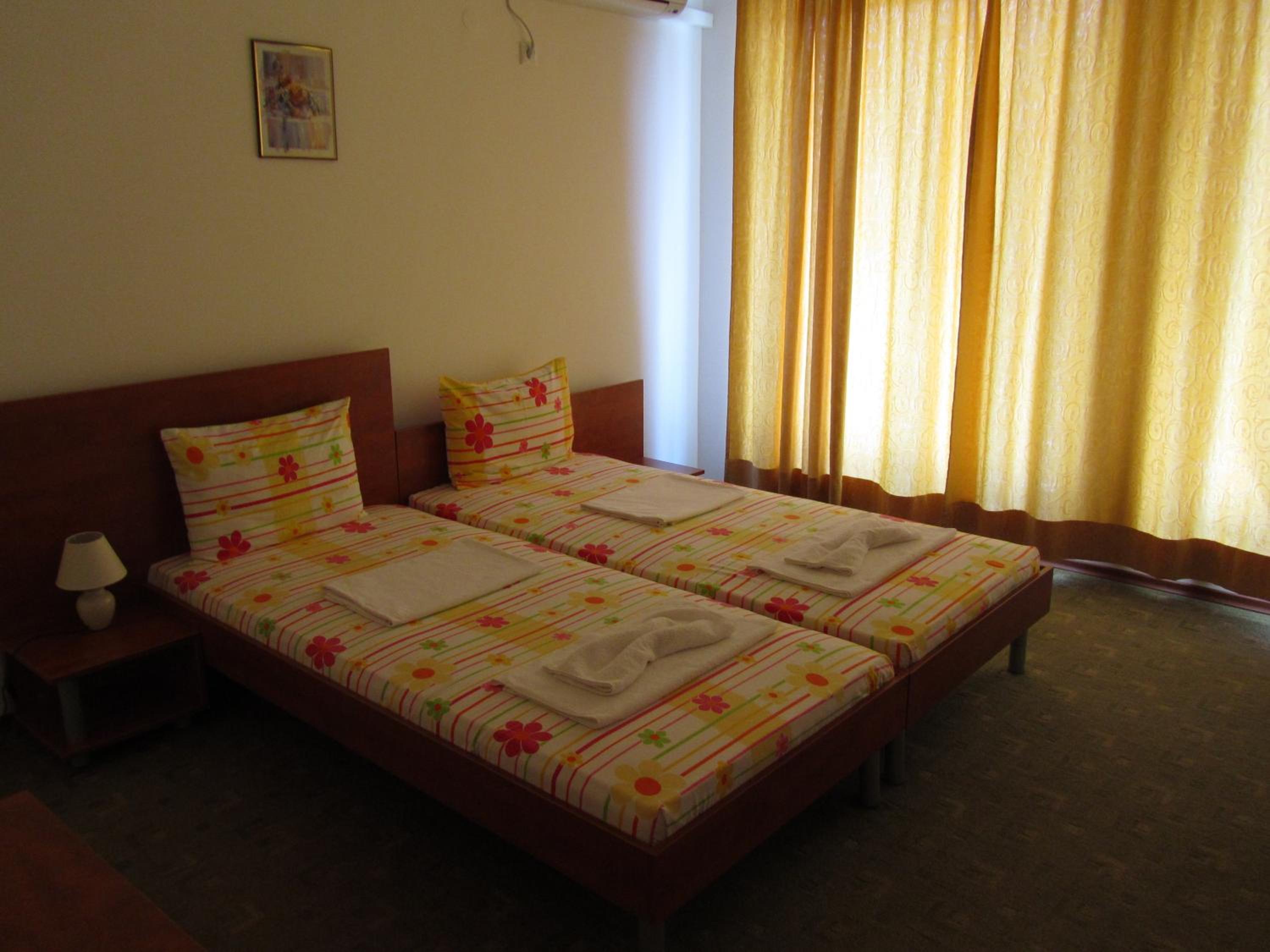 Lilia Guest House