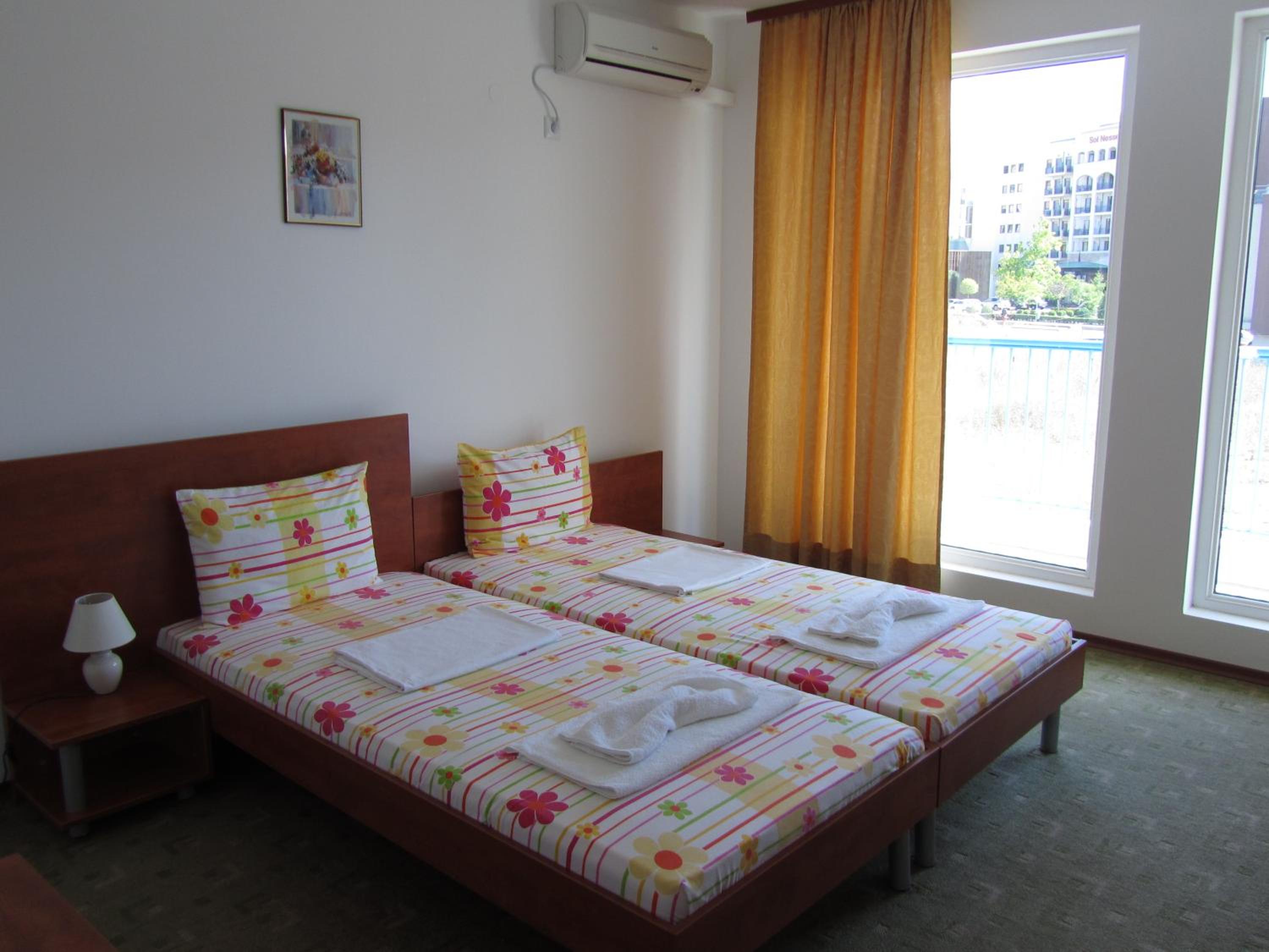 Lilia Guest House