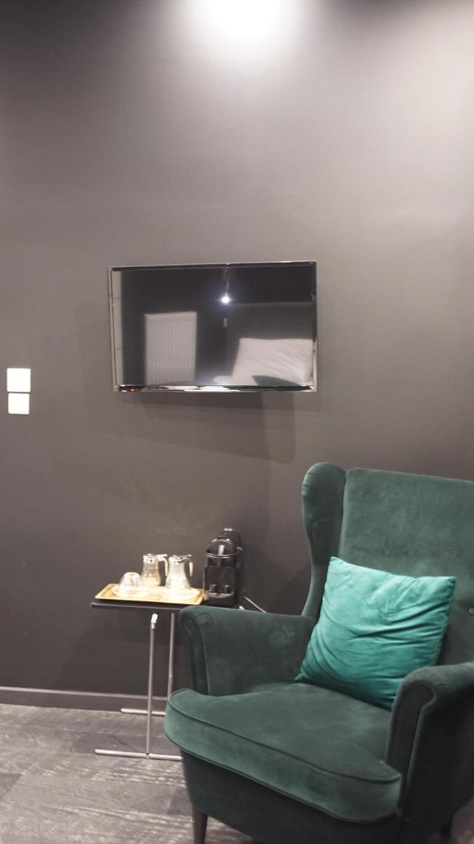 Exclusive Design Studio with Yard
