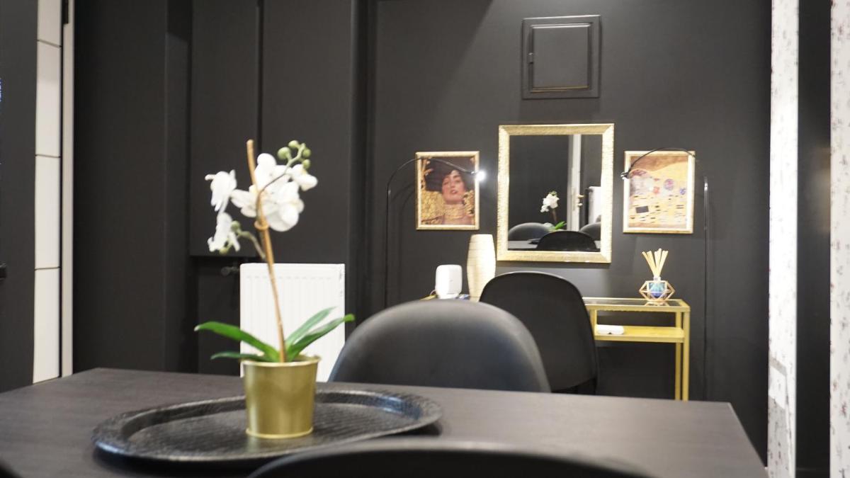 Exclusive Design Studio with Yard