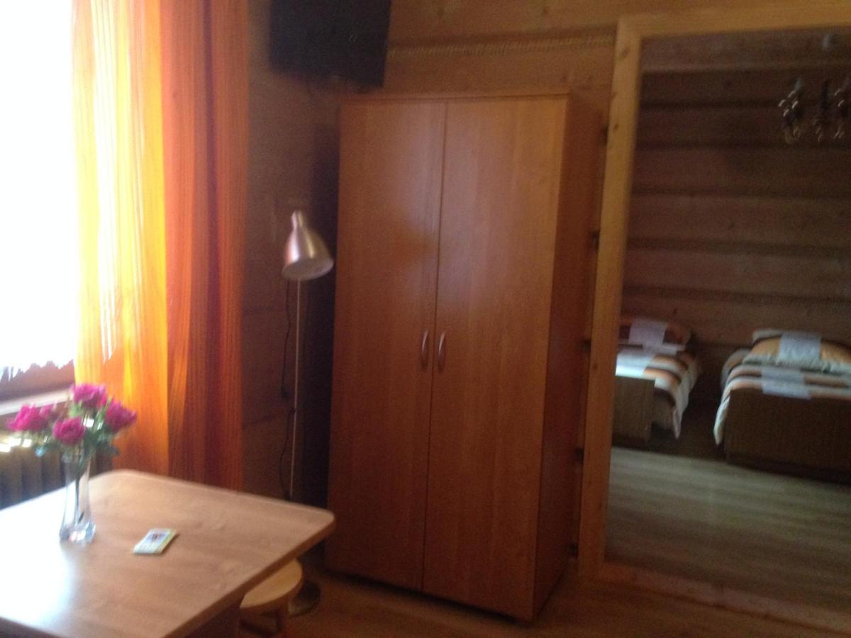 Photo 42