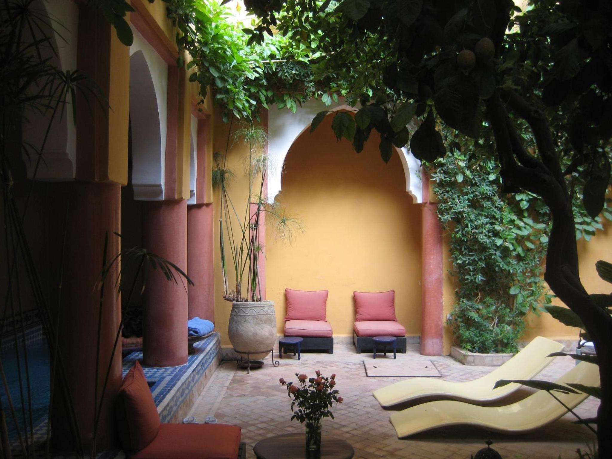 lounge