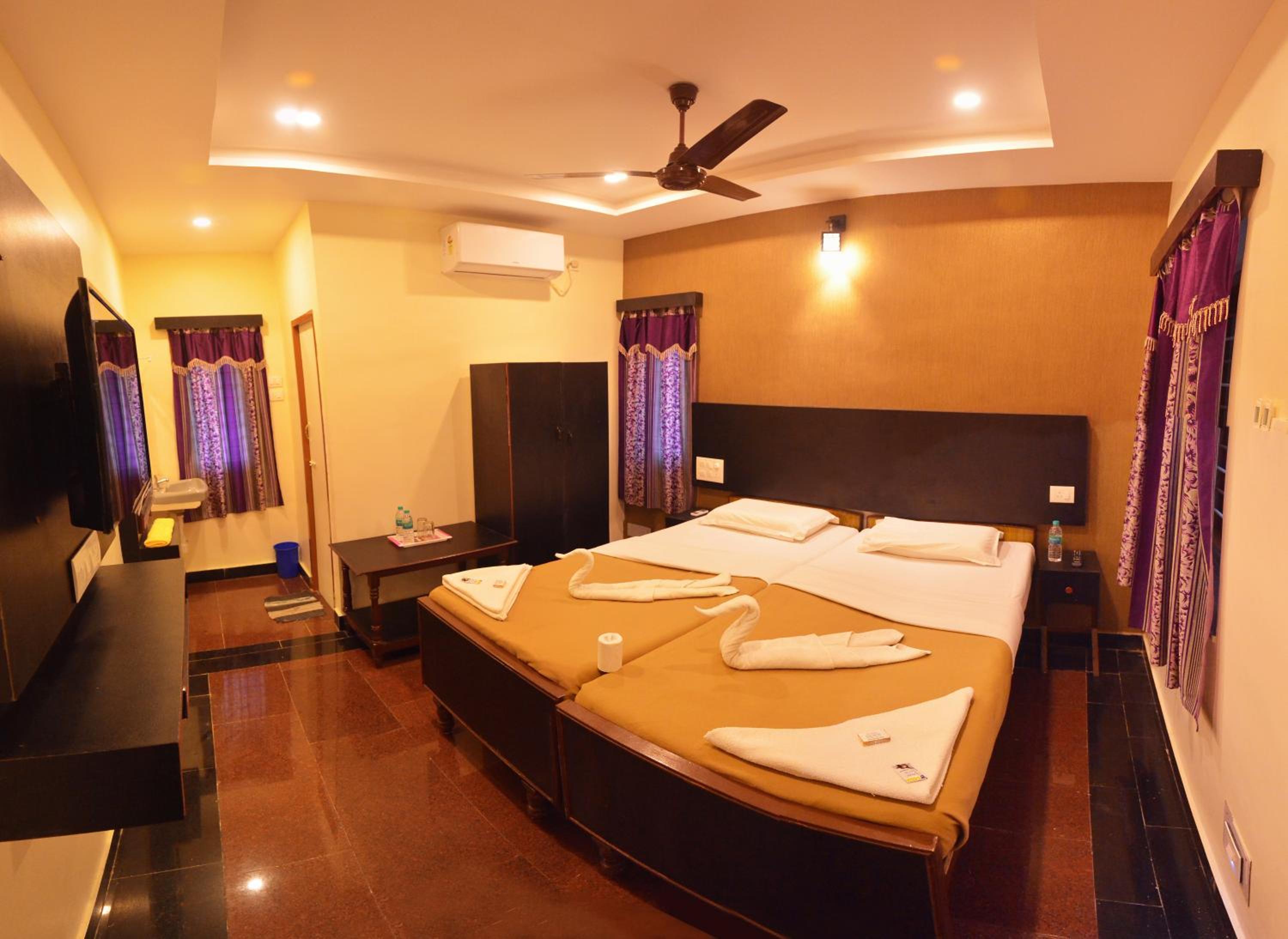 Siva Guest House view 5