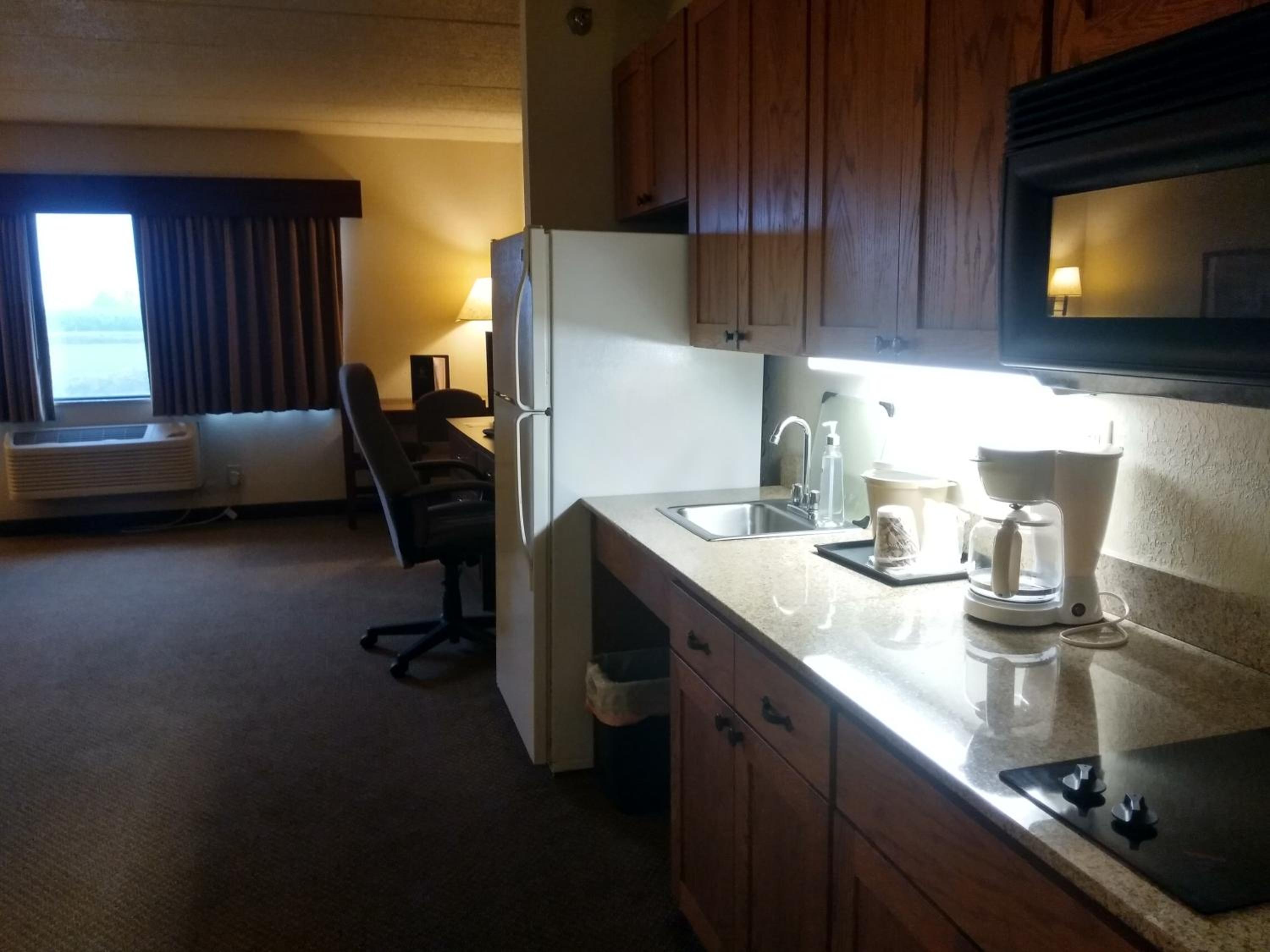 Madelia Hotel & Suites