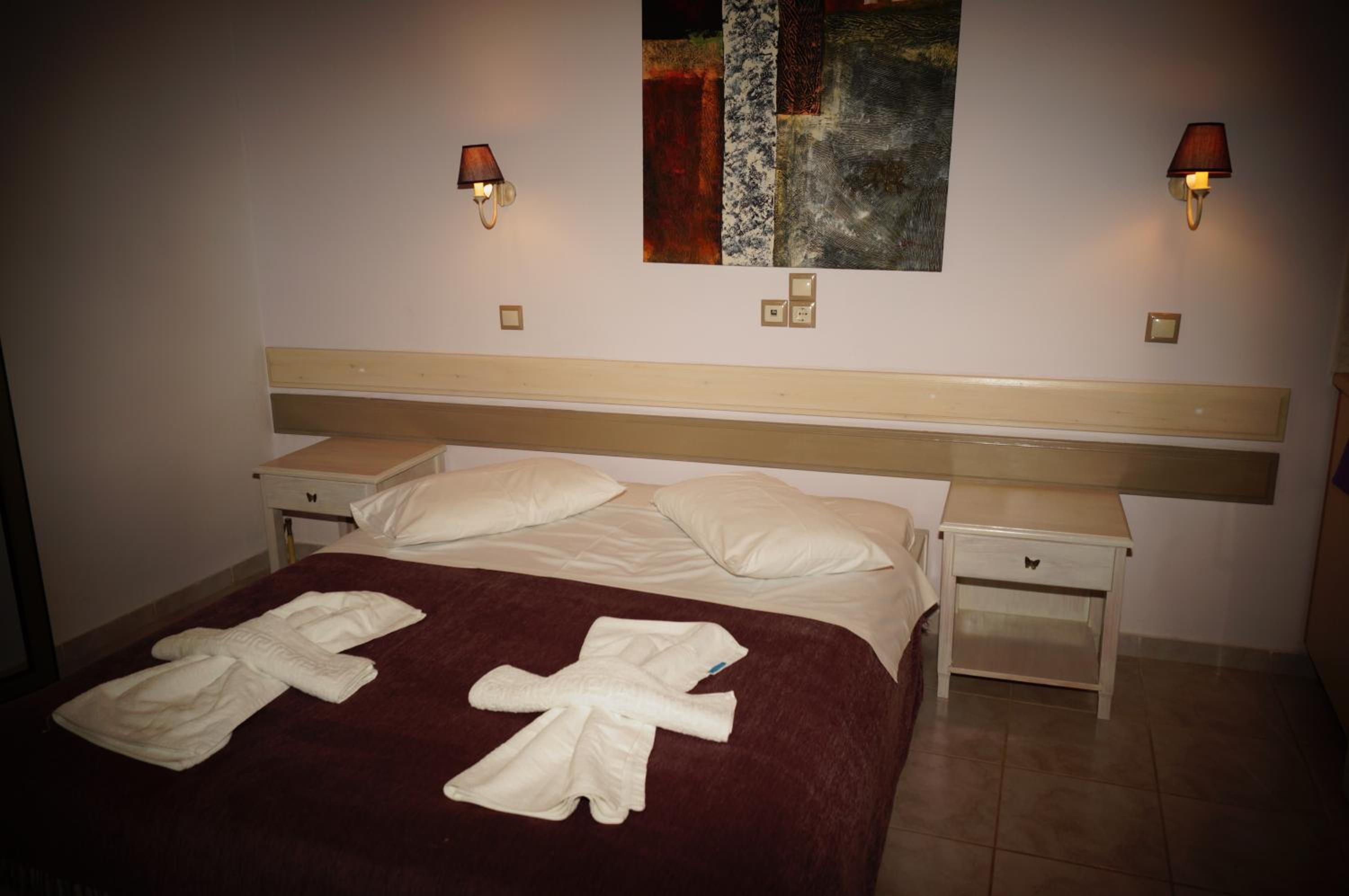 Nontas Homes photo 5