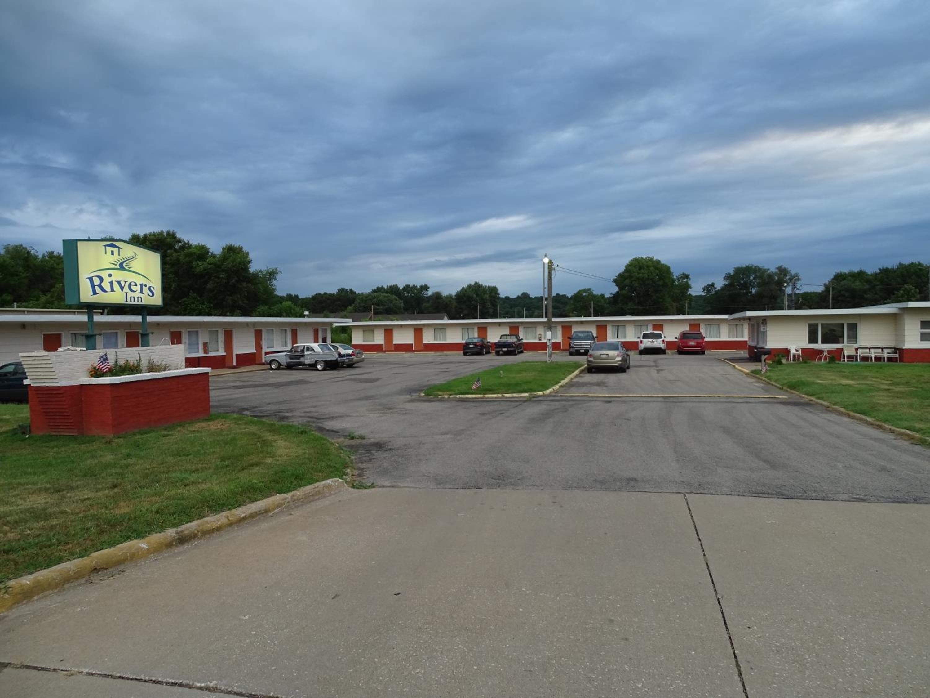 Rivers Inn - Property Image 60