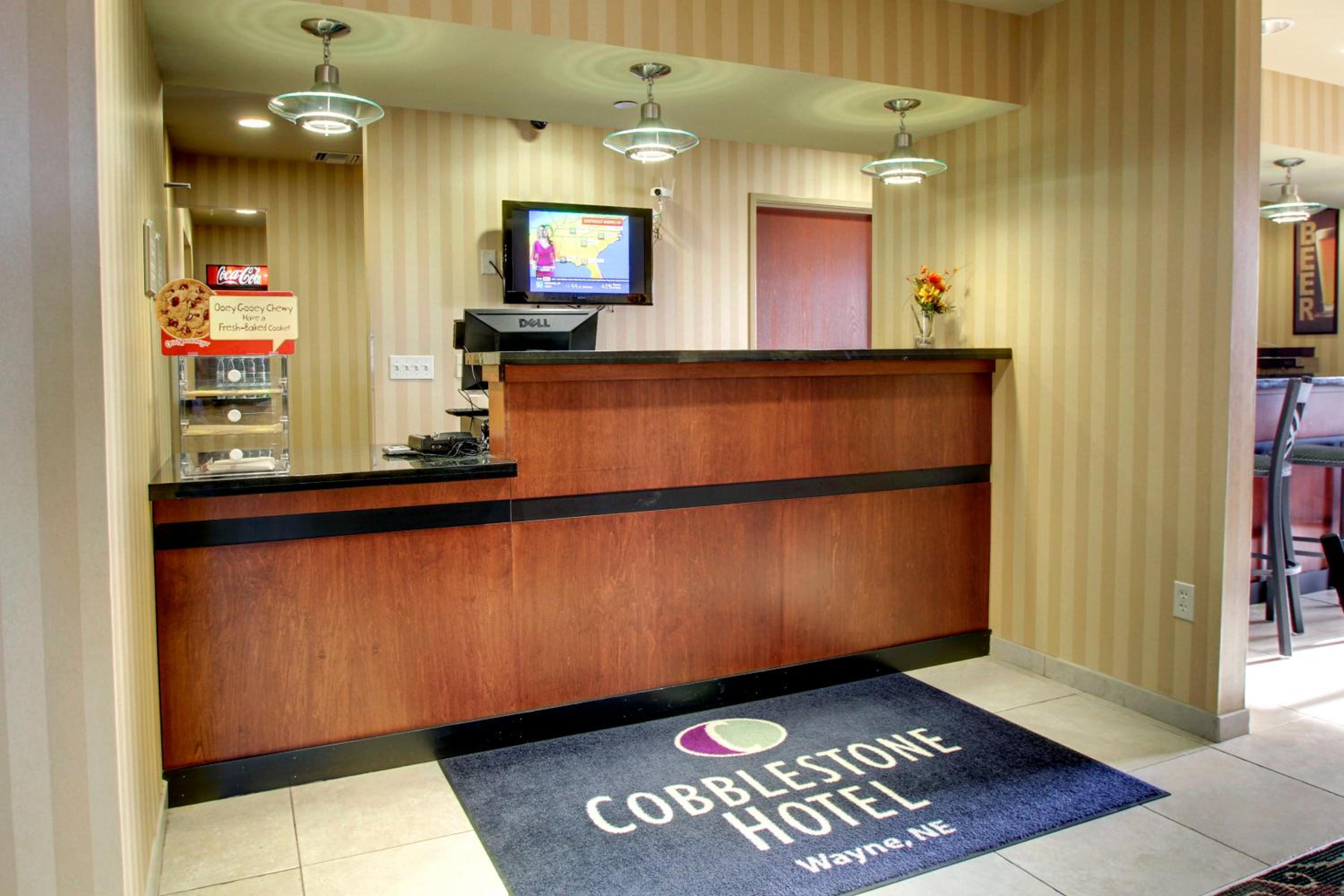 Lobby & Reception
