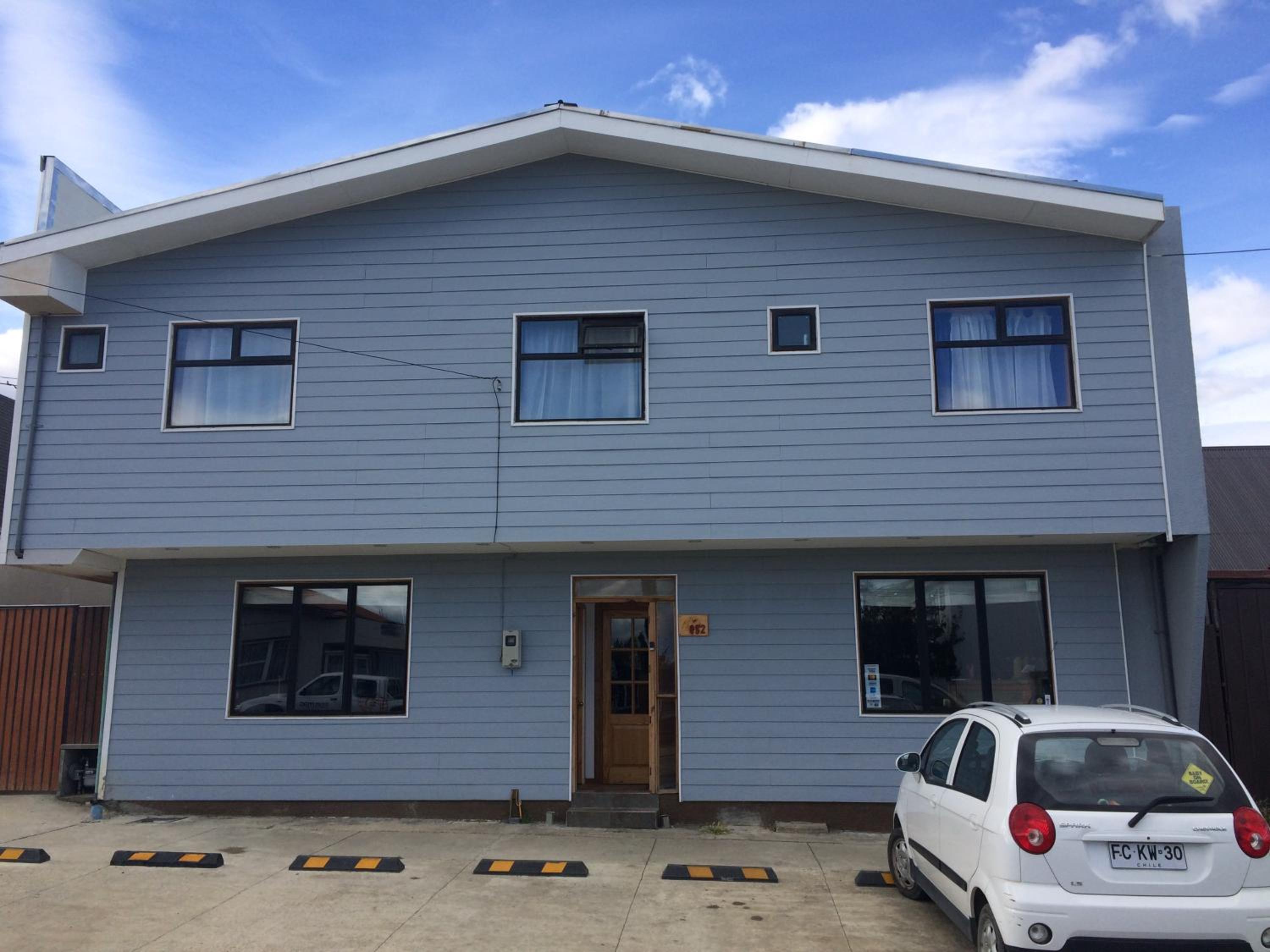 Hostal La Base