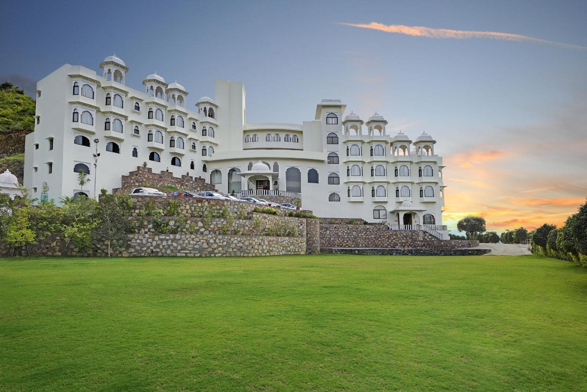 Bhairavgarh Palace Udaipur — photo 17