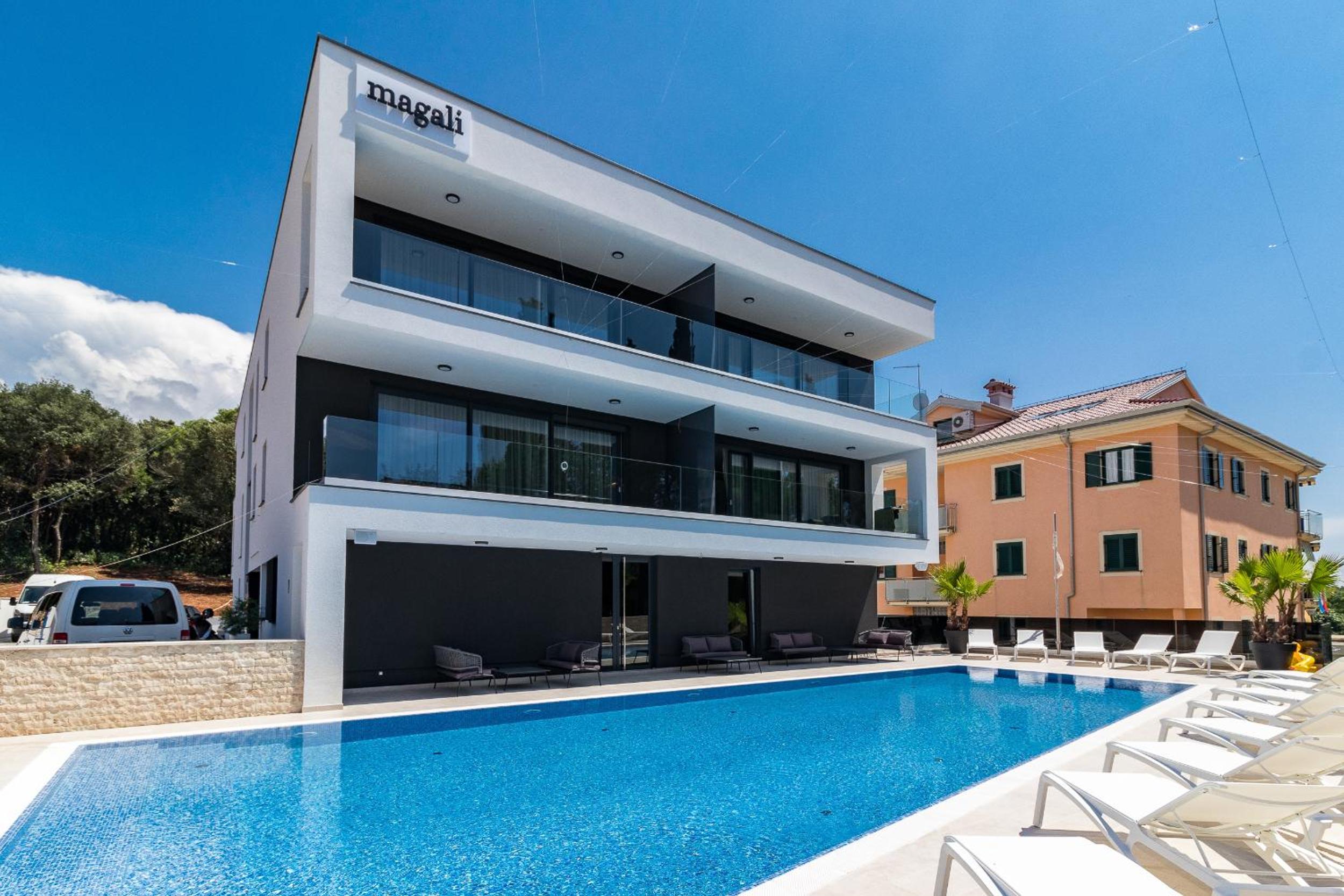 Luxury Apartments Magali 1 view 3