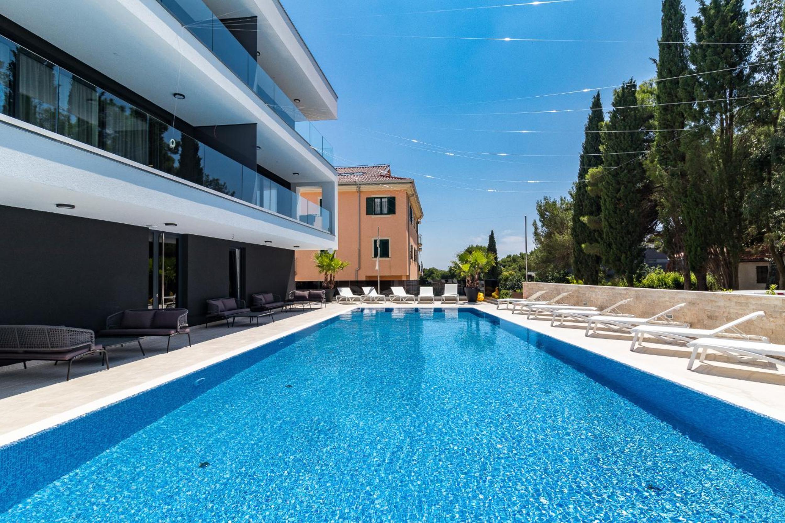 Luxury Apartments Magali 1 view 4