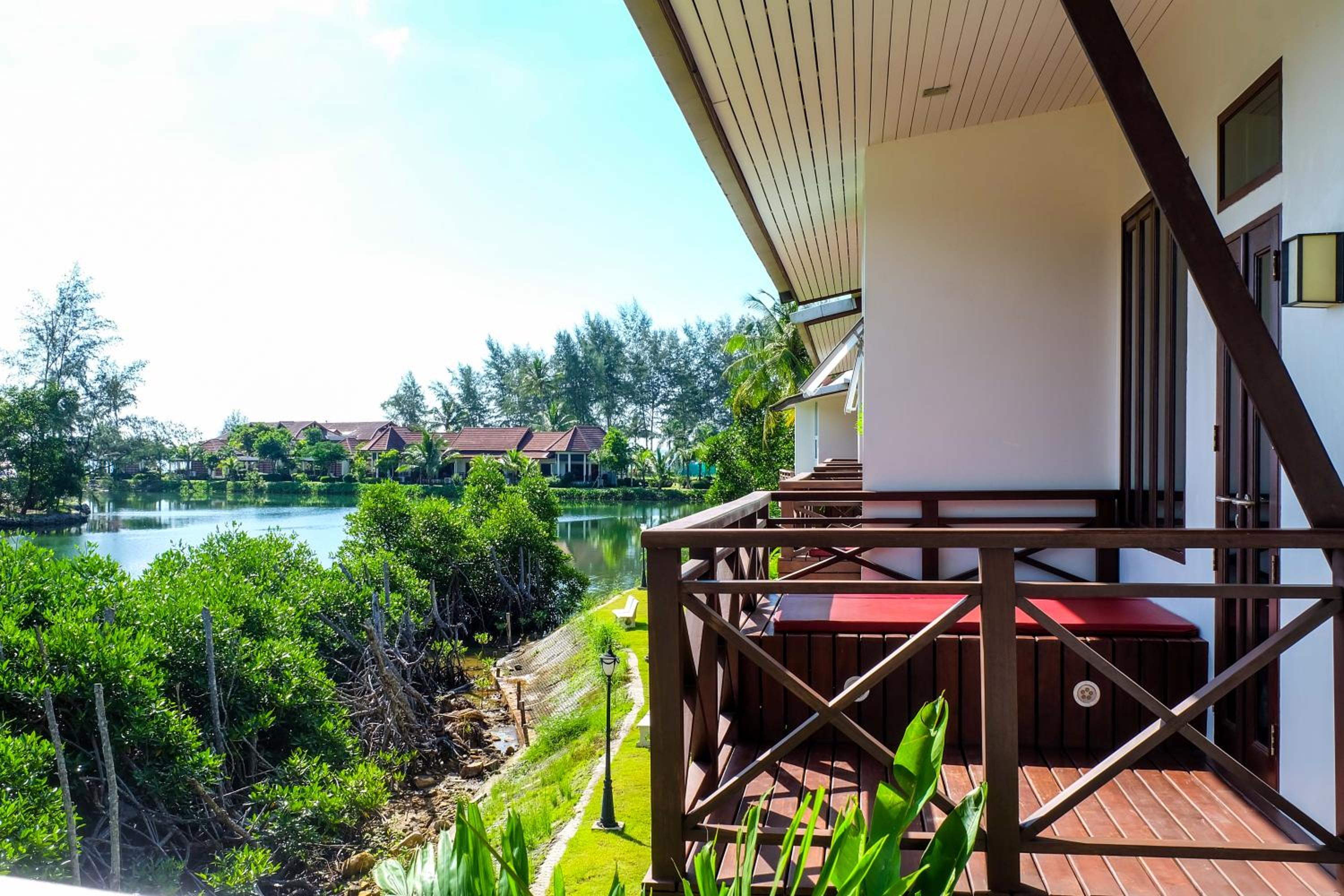 Bhu Tarn Koh Chang Resort & Spa
