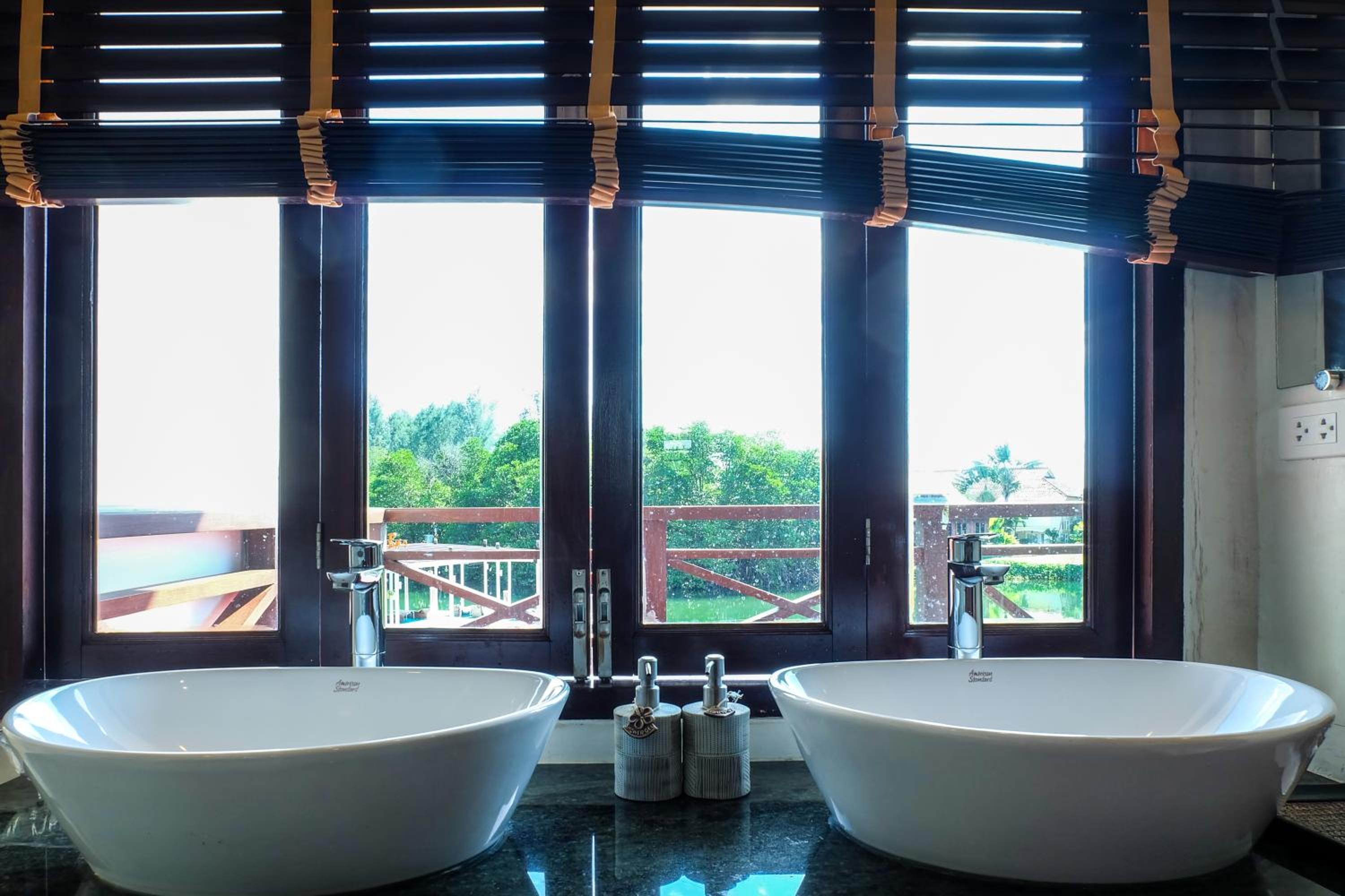 Bhu Tarn Koh Chang Resort & Spa