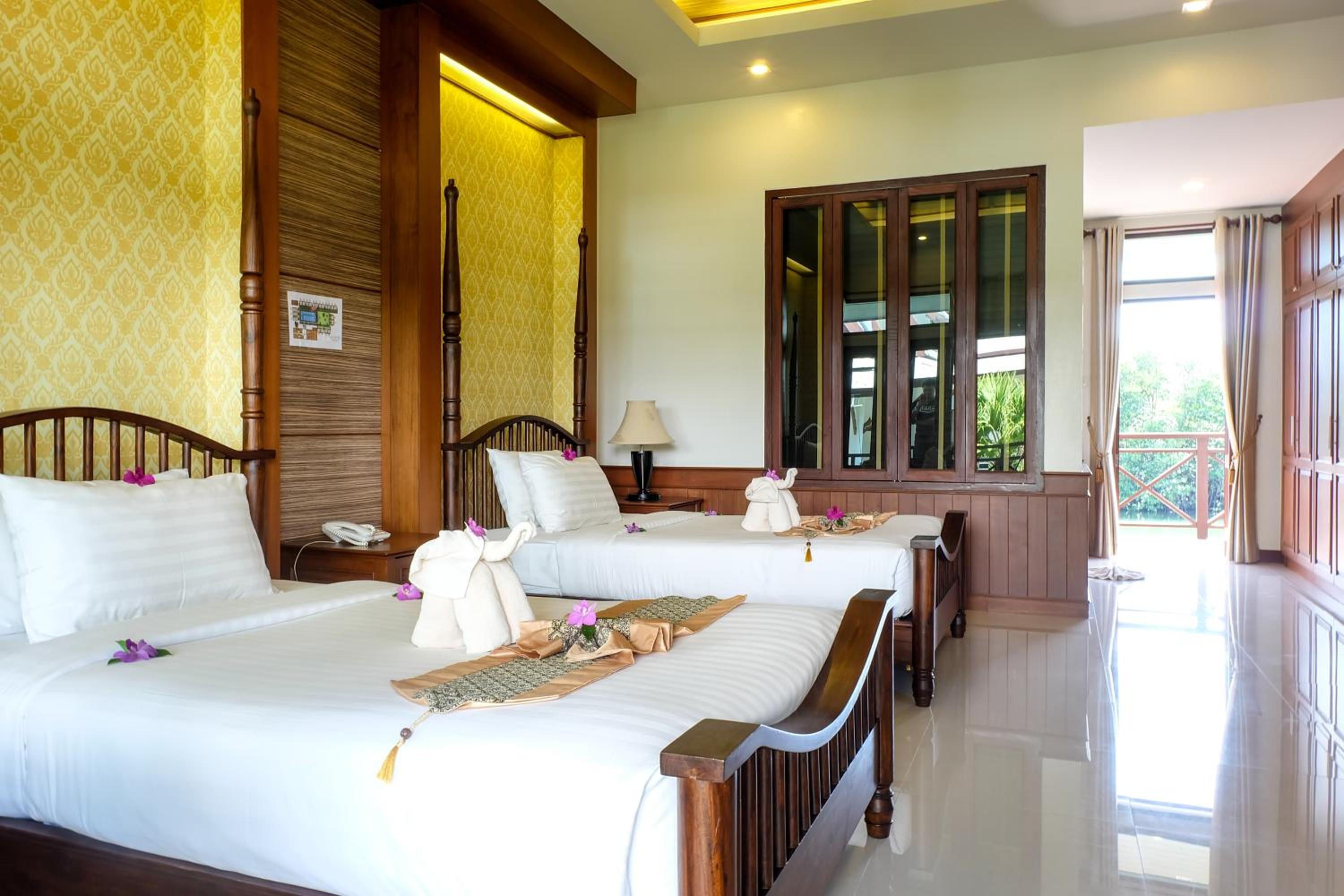 Bhu Tarn Koh Chang Resort & Spa