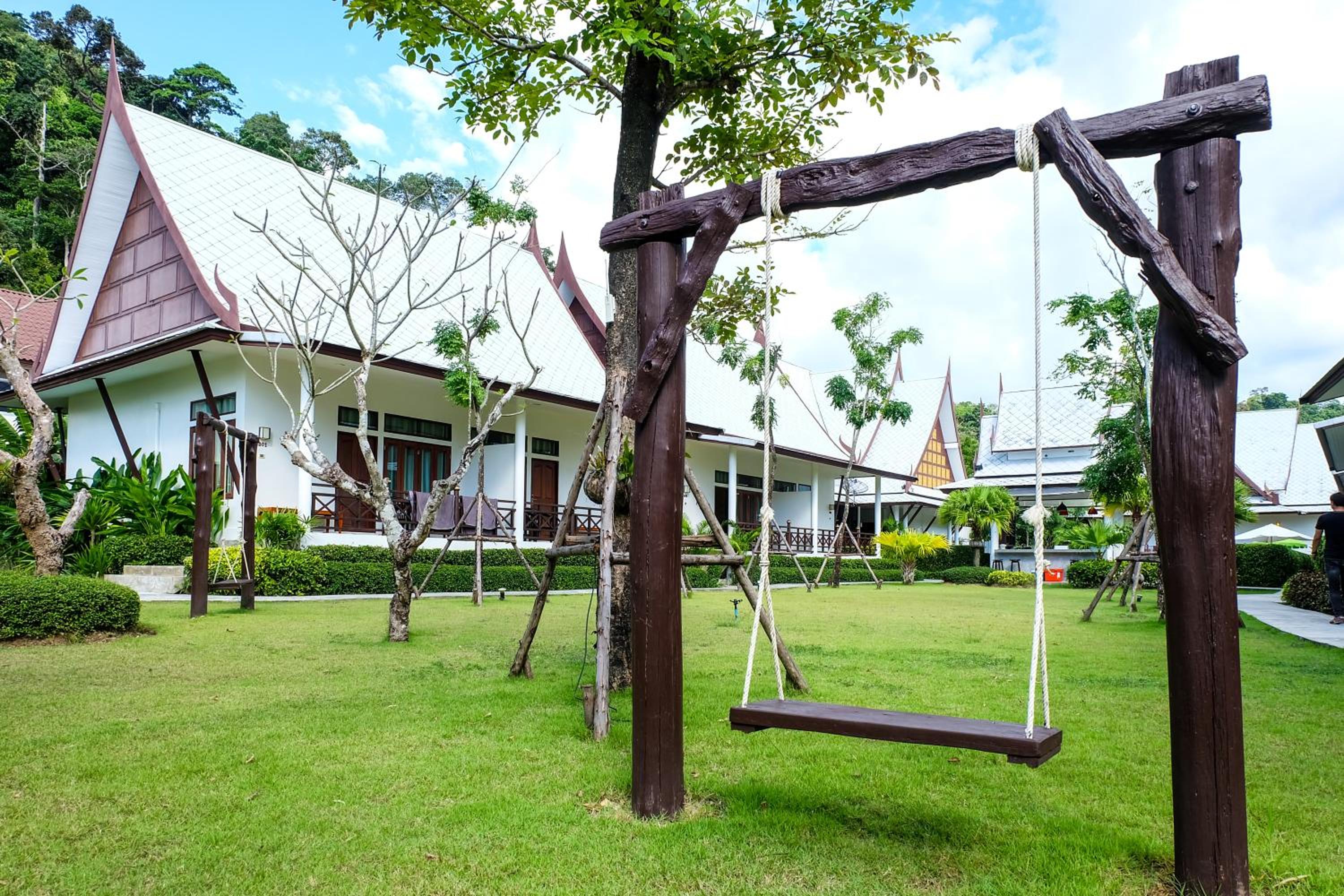 Bhu Tarn Koh Chang Resort & Spa