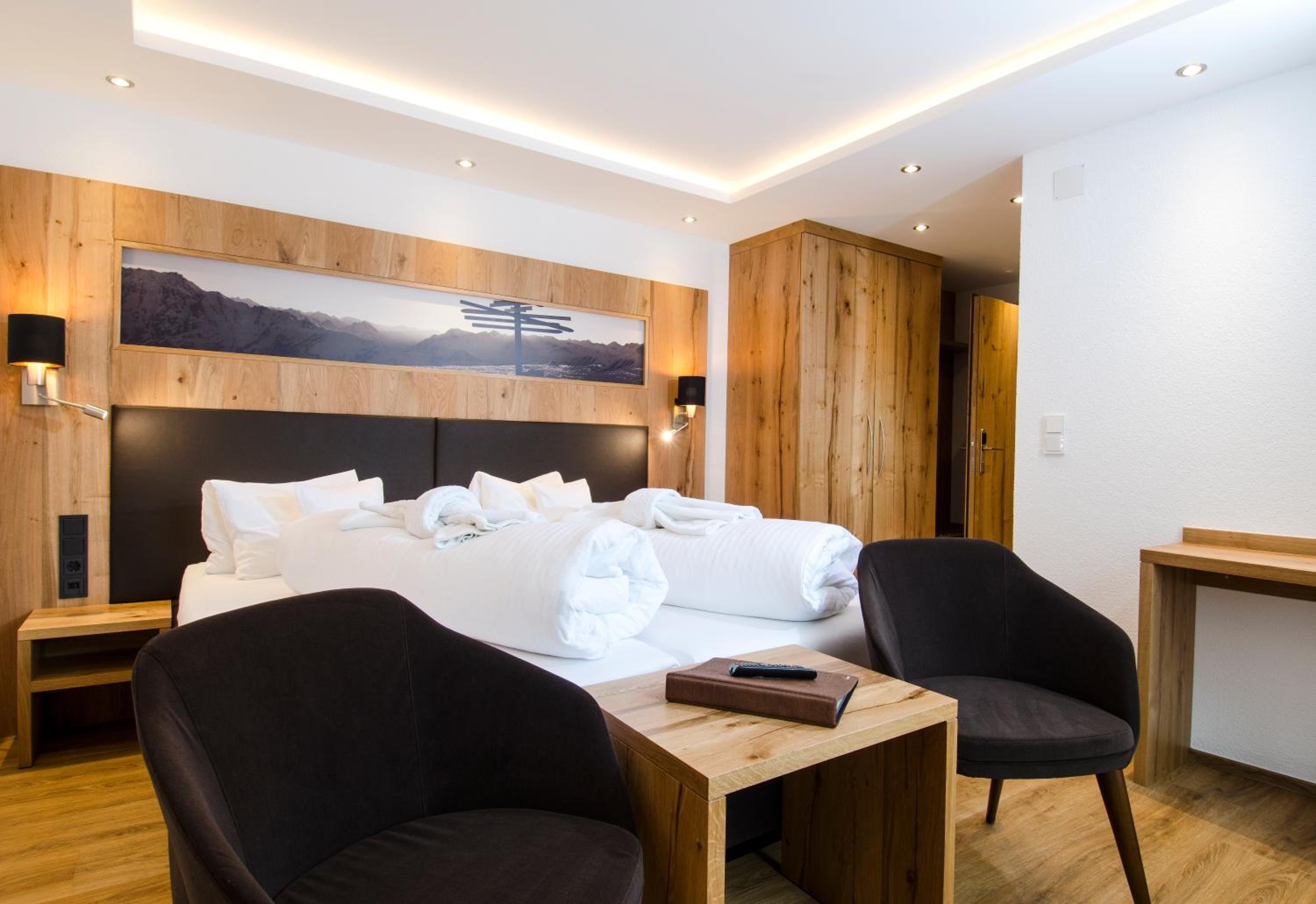 Hotel Garni Siegele - inklusive Silvretta-Card PREMIUM