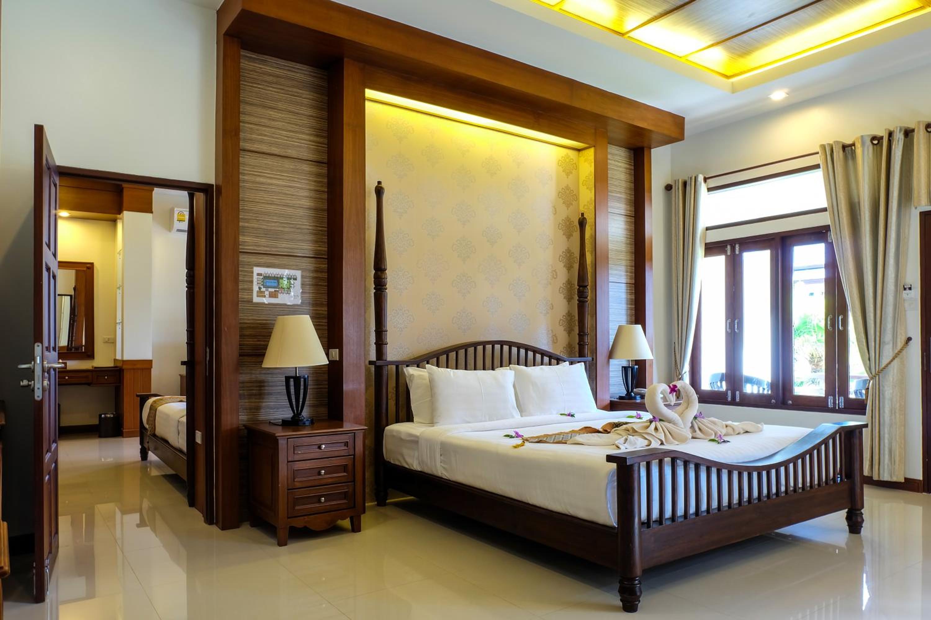 Bhu Tarn Koh Chang Resort & Spa