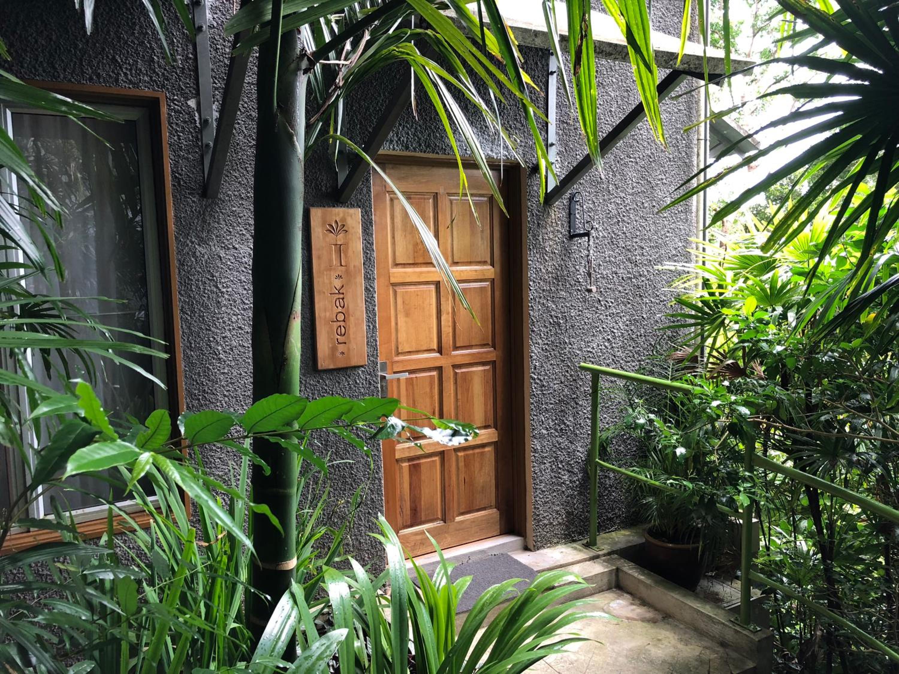 Ambong Rainforest Retreat — photo 36