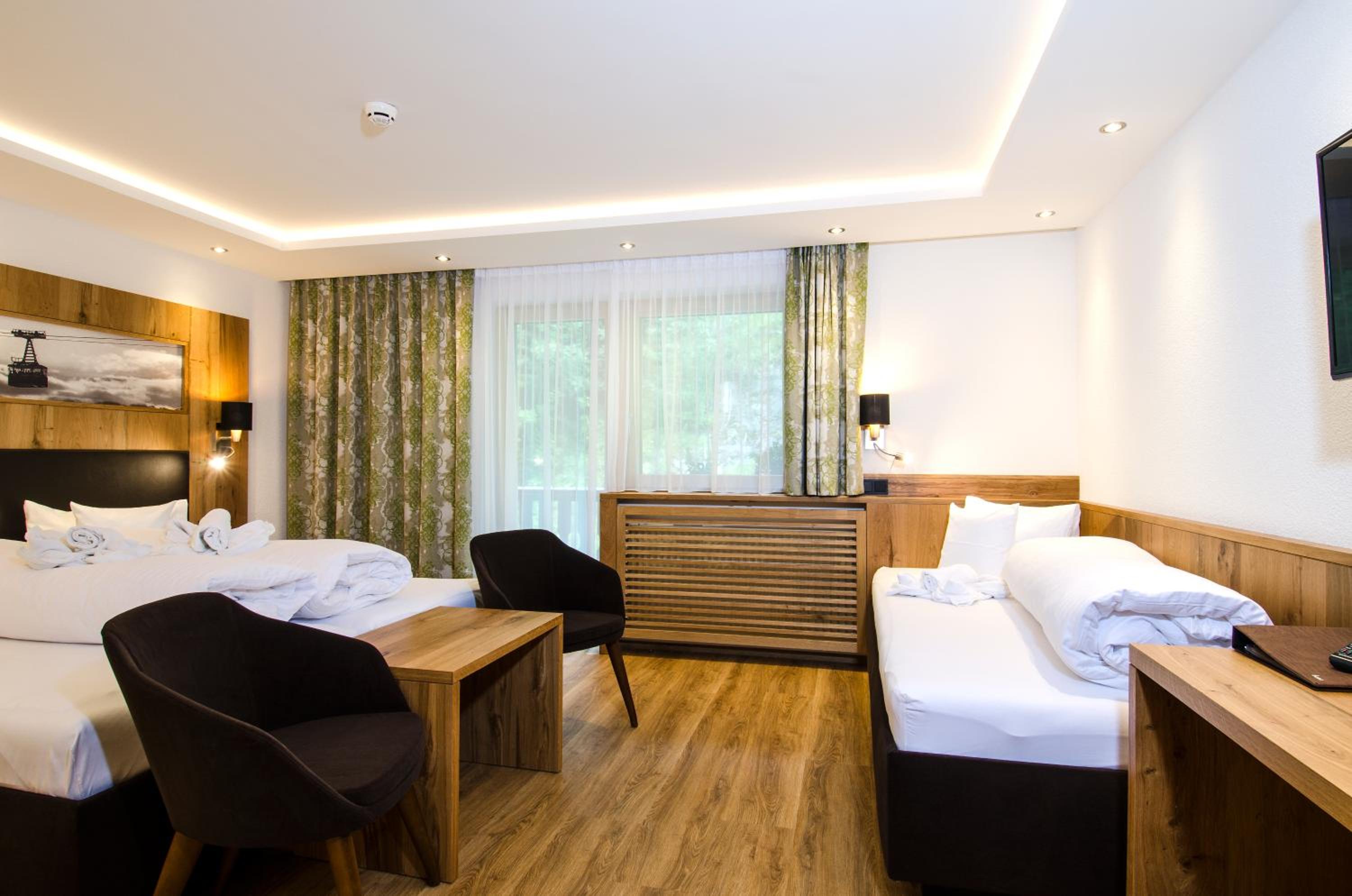 Hotel Garni Siegele - inklusive Silvretta-Card PREMIUM