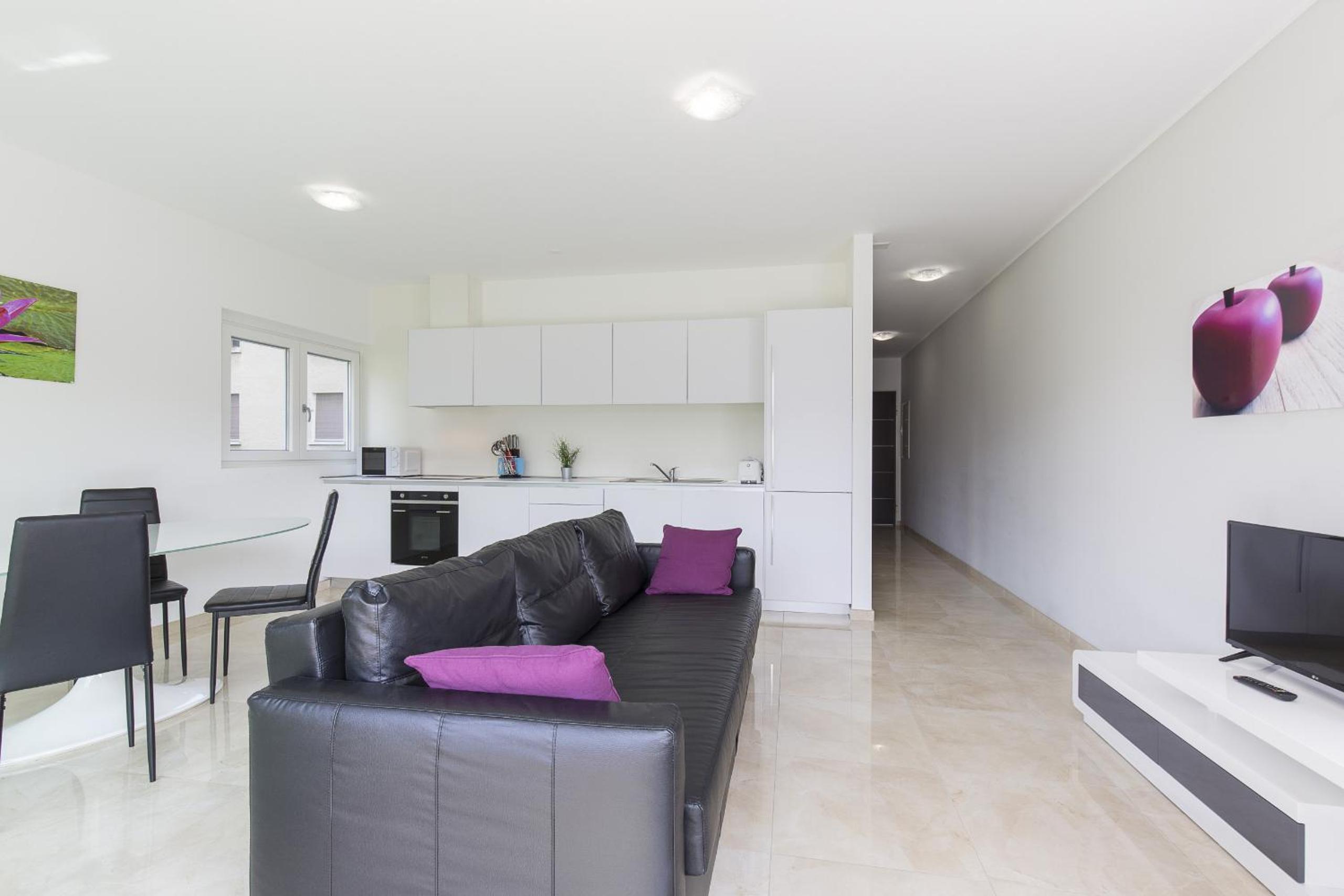Roggia Apartments by Quokka 360 - central flats with parking space