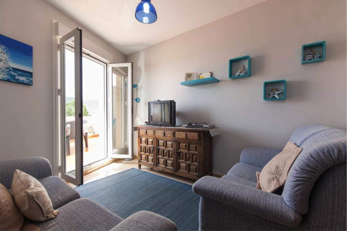 Dalias Beach Apartment photo 5