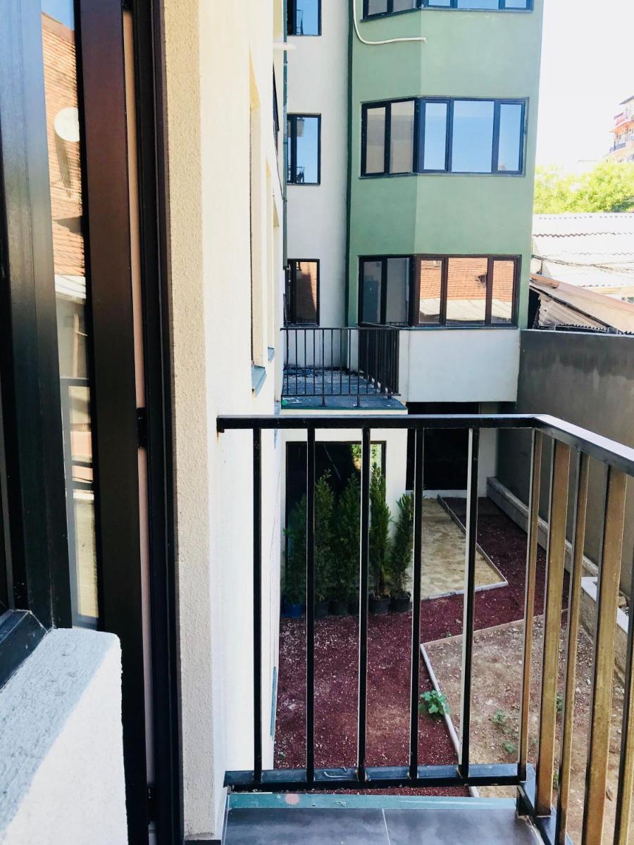 City Center Apartments by Happy Place