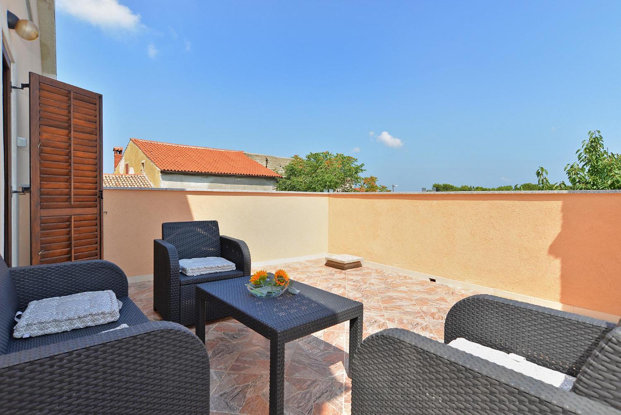 Apartments Gracijano 1724 view 5