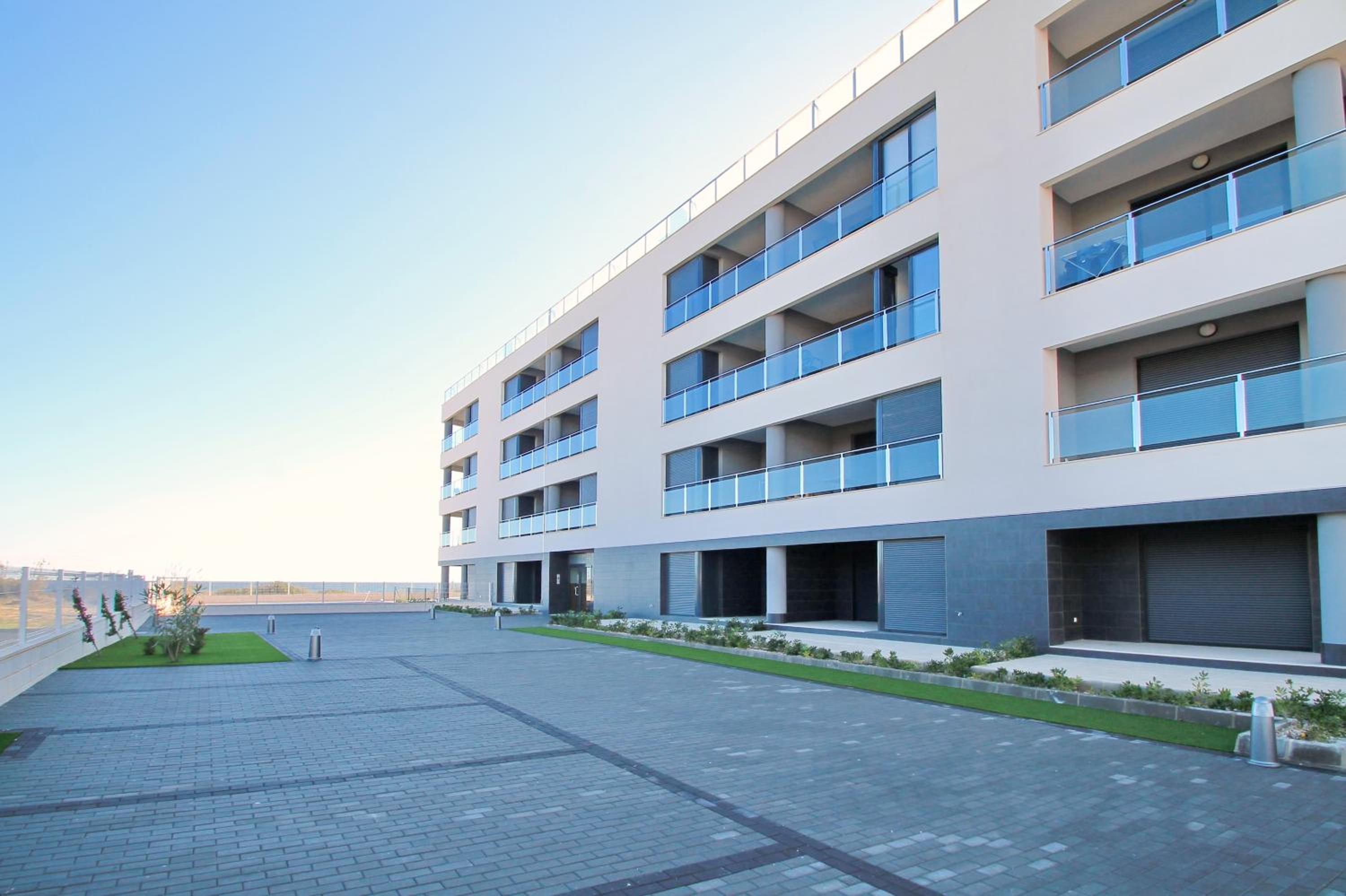 Alex Sun view 2