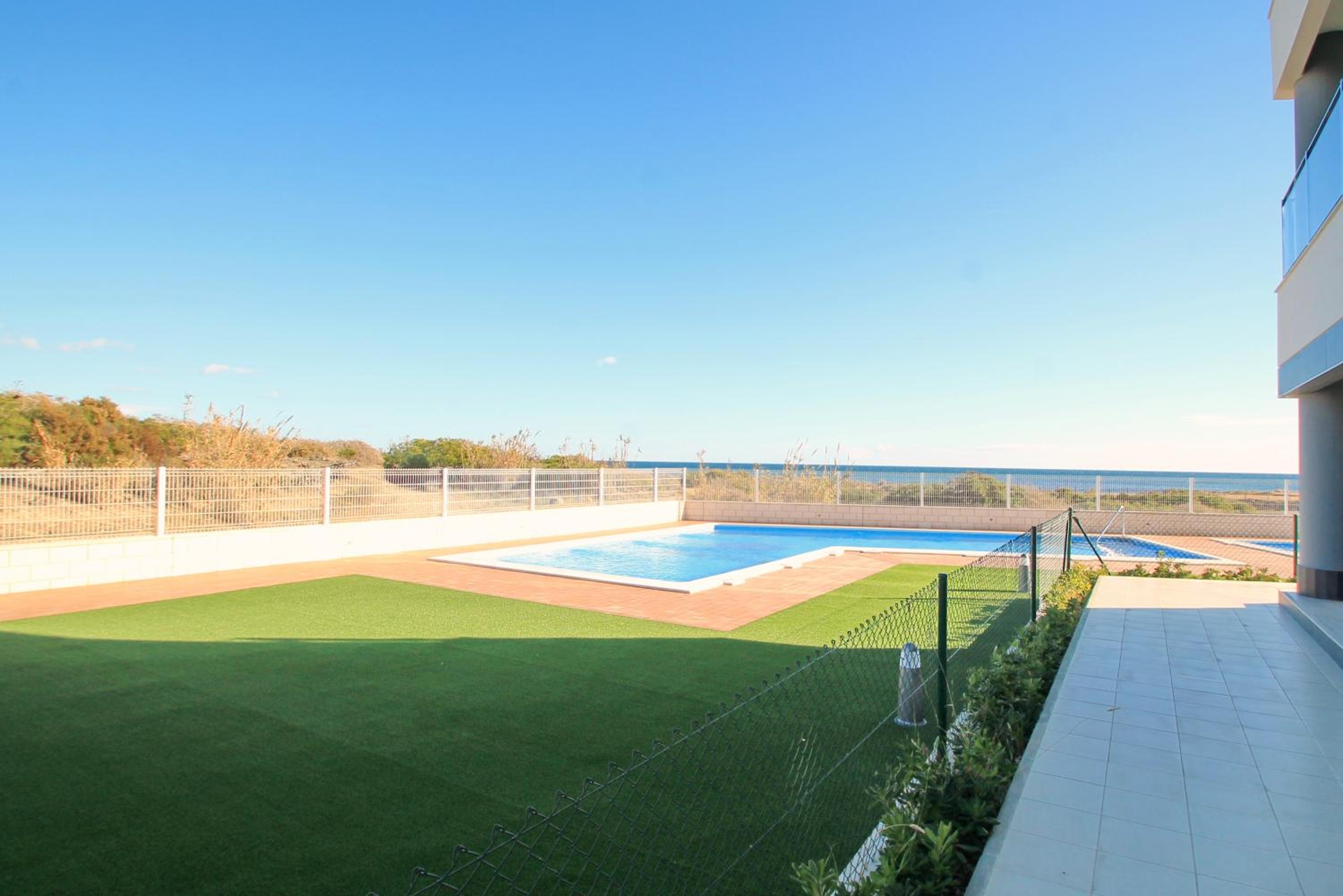 Alex Sun view 5